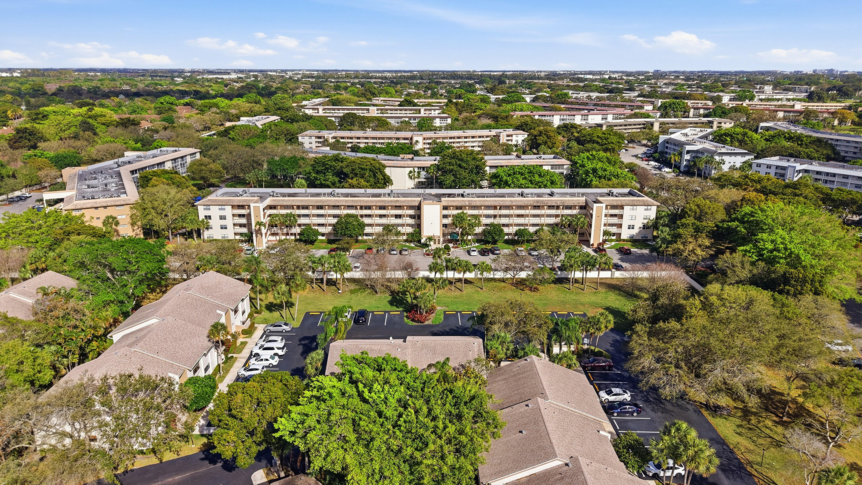 WYNMOOR VILLAGE - Residential