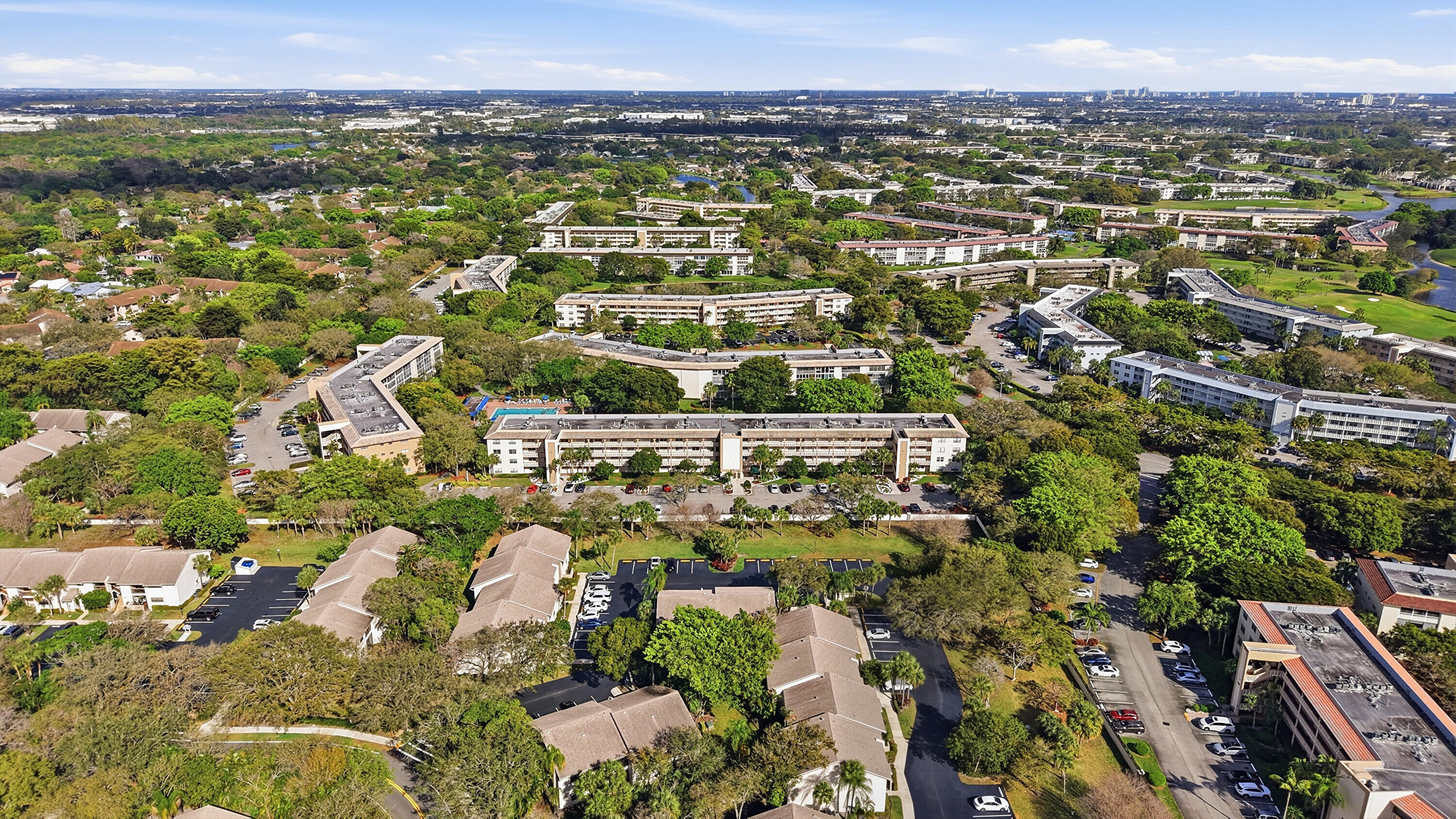 WYNMOOR VILLAGE - Residential