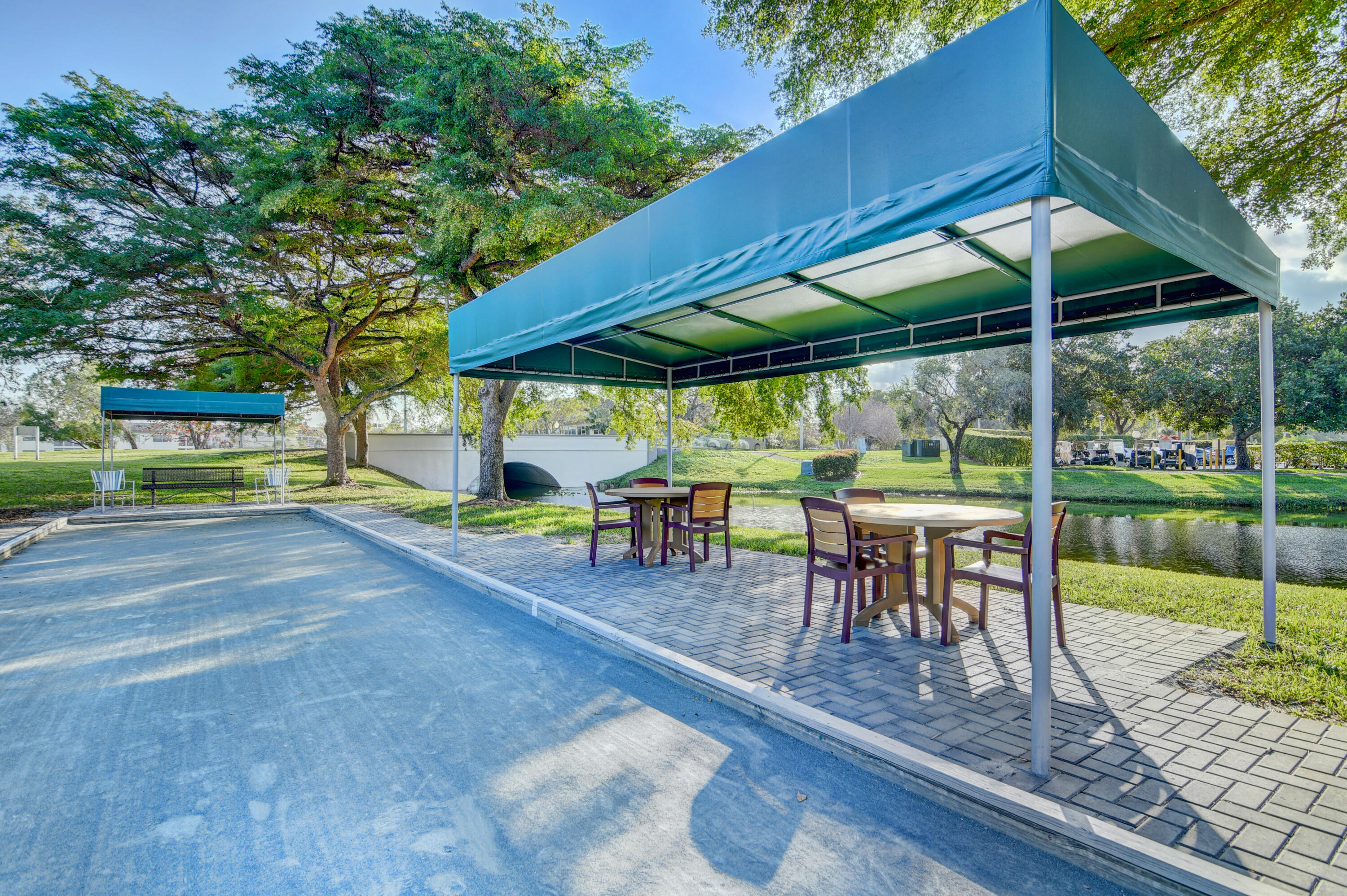 WYNMOOR VILLAGE - Residential