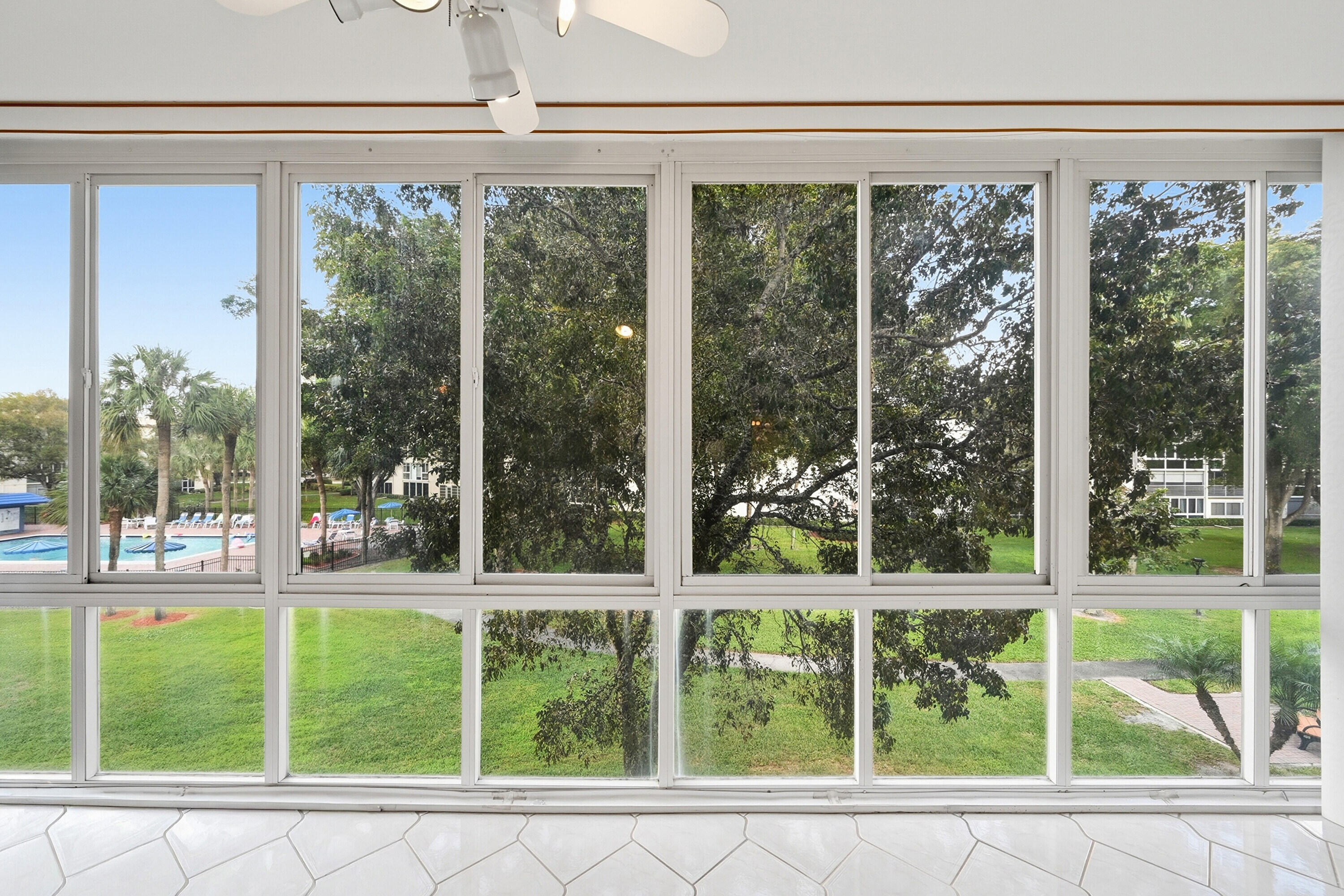 DESIRABLE 2BEDROOM/2BATH AVAILABLE FOR SALE IN ONE OF THE BEST BUILDINGS IN LUCAYA VILLAGE. PRICED FOR A QUICK SALE!. CONDO IS IN GREAT SHAPE. CERAMIC FLOORS. BIG,SPACIOUS, AND PRICED FOR A QUICK SALE. A MUST SEE!. VACANT/CLICK ON SHOWING ASSIST