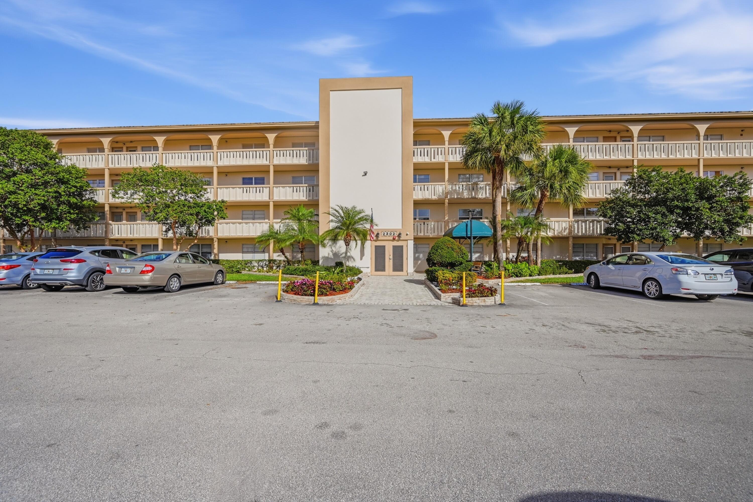 WYNMOOR VILLAGE - Residential