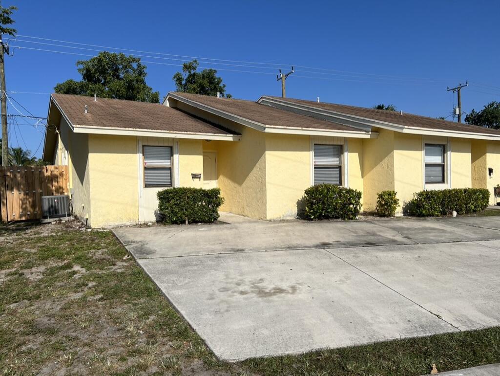 CHATHAM HILLS - Residential Lease