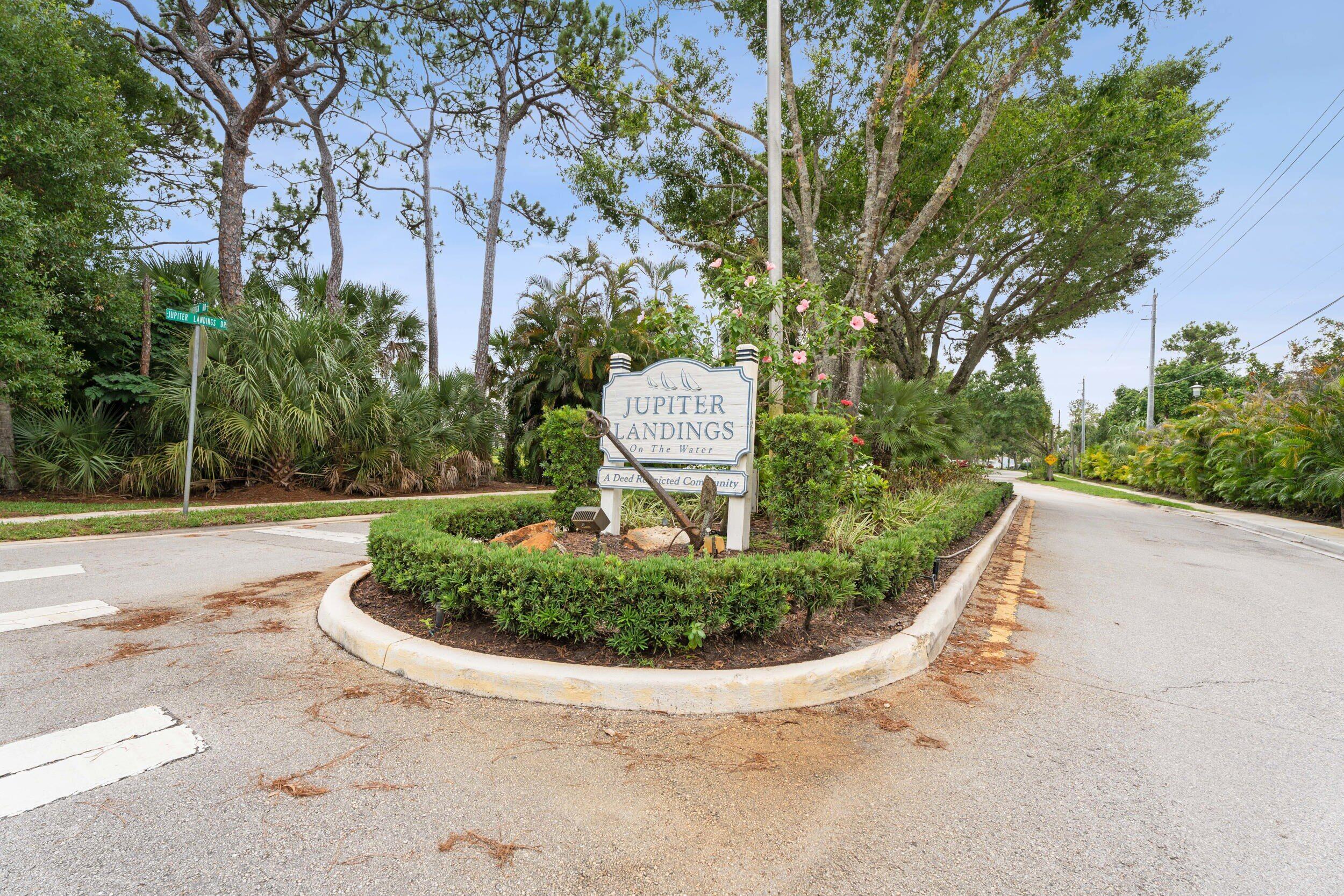 JUPITER LANDINGS - Residential