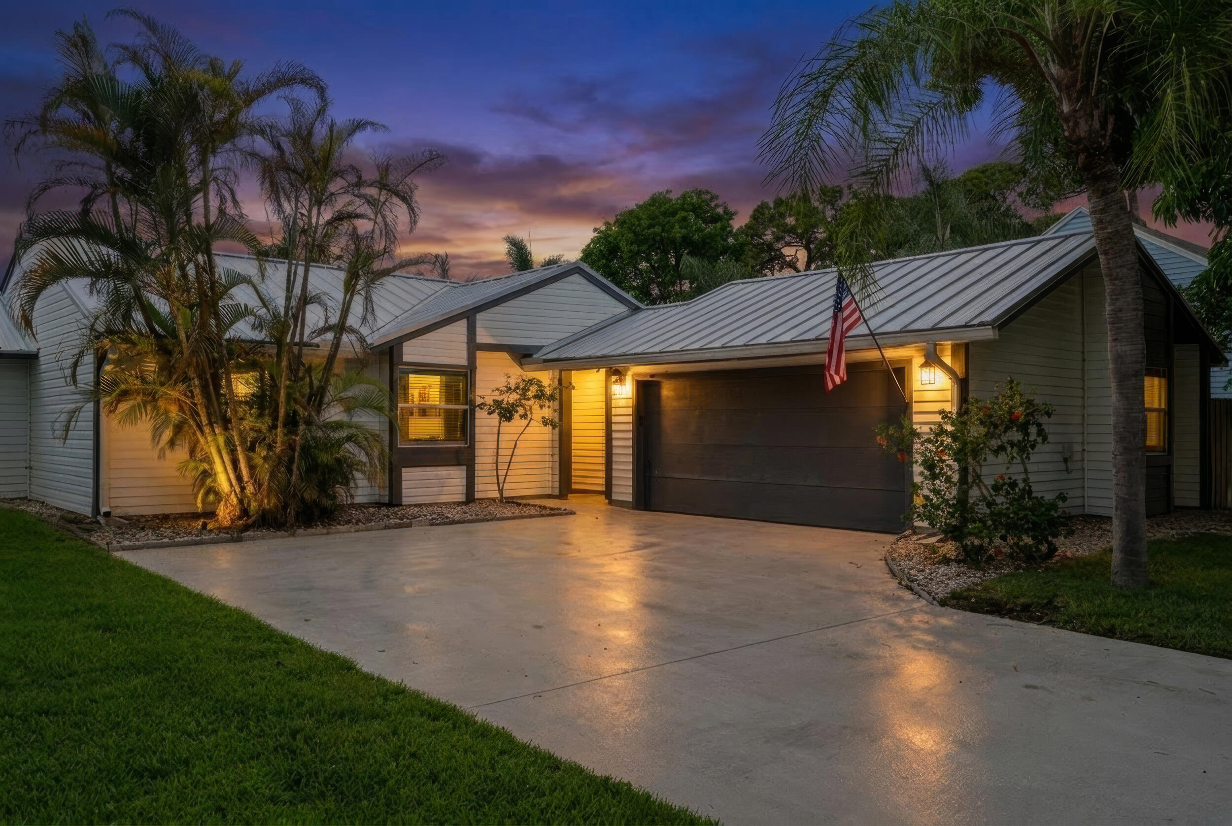 JUPITER LANDINGS - Residential