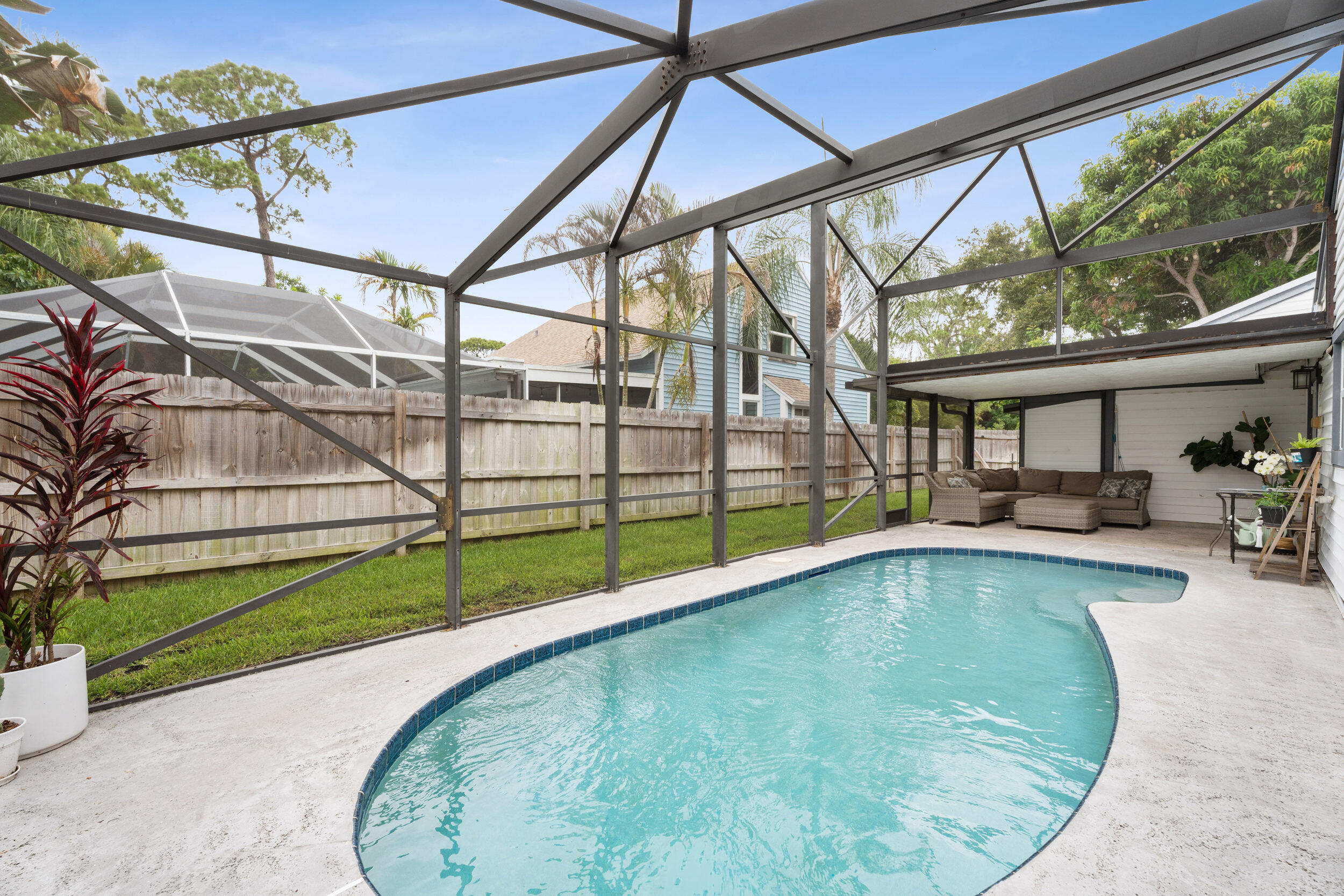 JUPITER LANDINGS - Residential
