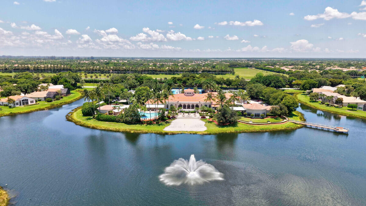 VALENCIA LAKES 2 - Residential