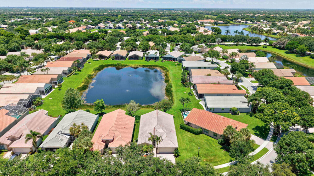 VALENCIA LAKES 2 - Residential