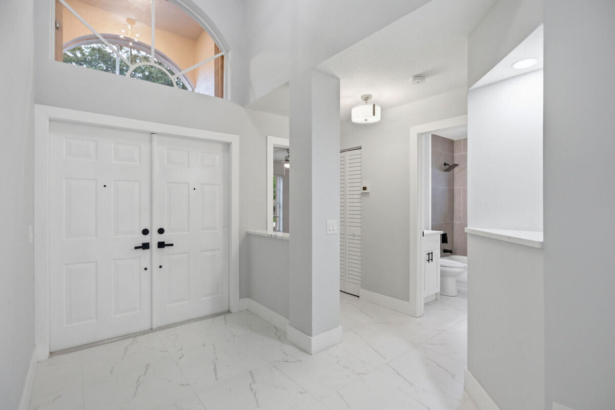 VALENCIA LAKES 2 - Residential