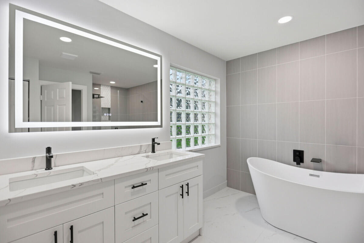 VALENCIA LAKES 2 - Residential