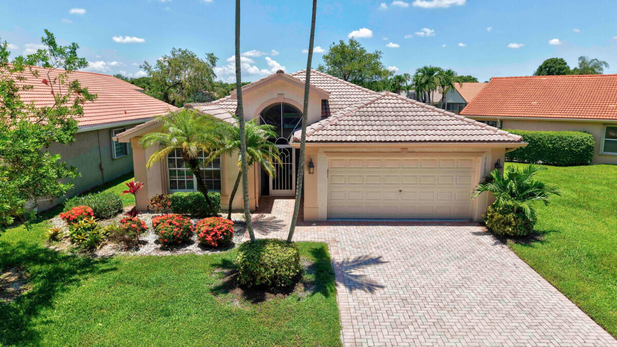 VALENCIA LAKES 2 - Residential