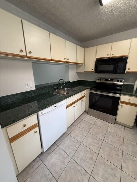 GOLFSIDE II CONDO - Residential Lease