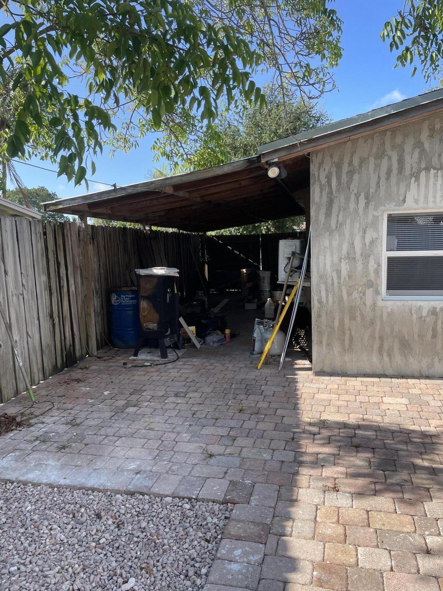 POMPANO BEACH HIGHLANDS 7TH SEC - Residential Lease