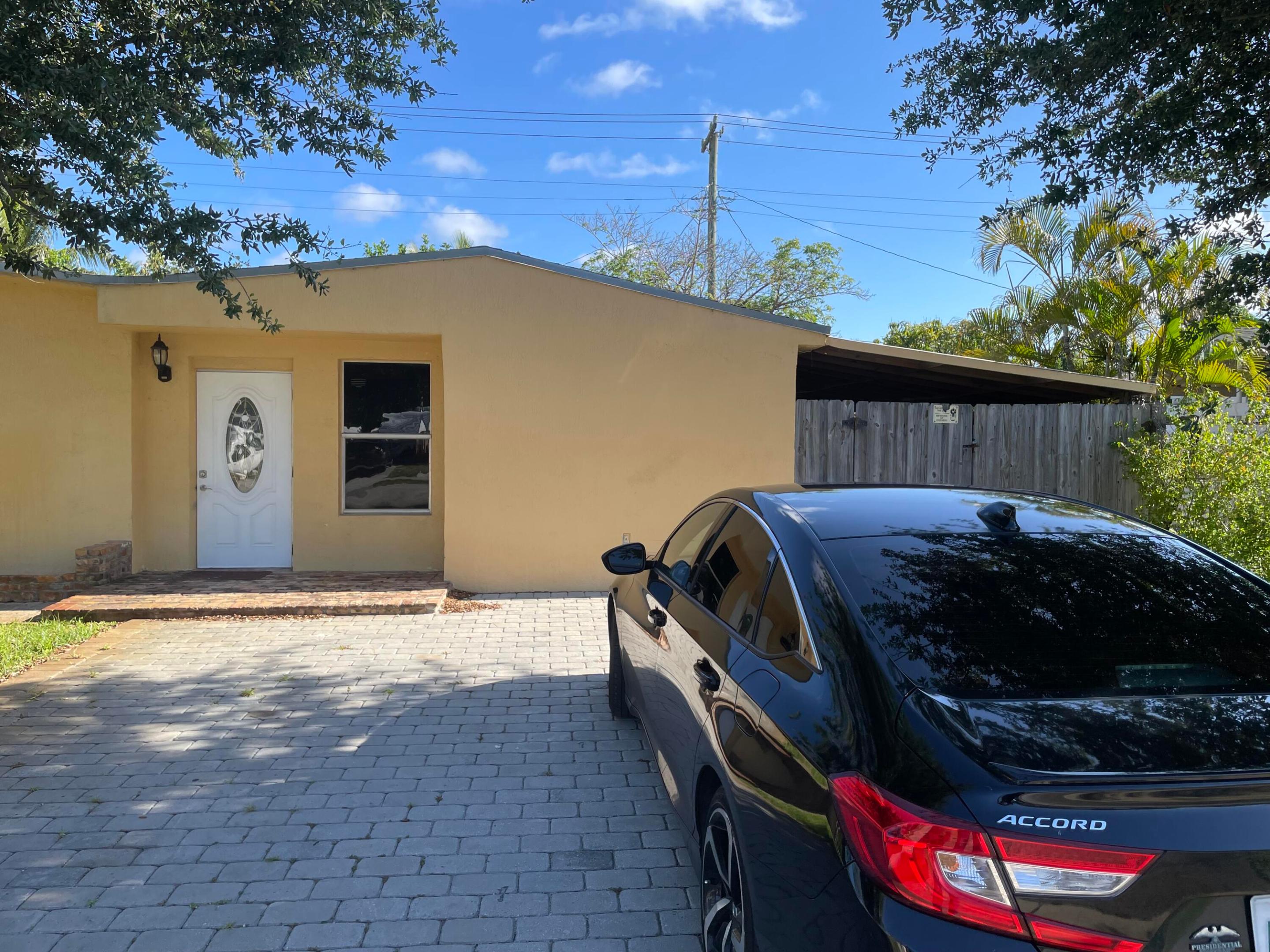POMPANO BEACH HIGHLANDS 7TH SEC - Residential Lease
