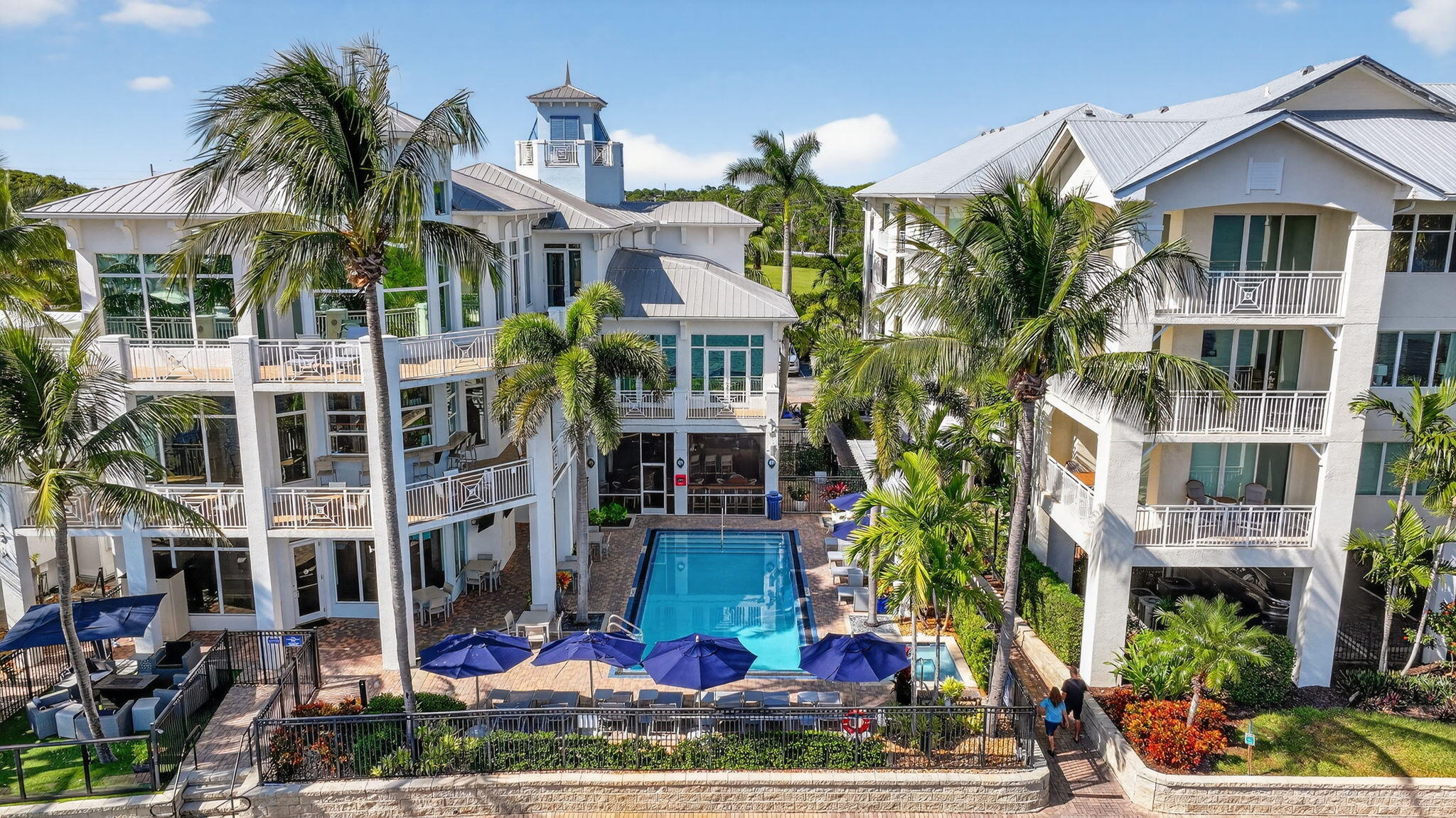 HARBORAGE YACHT CONDO - Residential Lease
