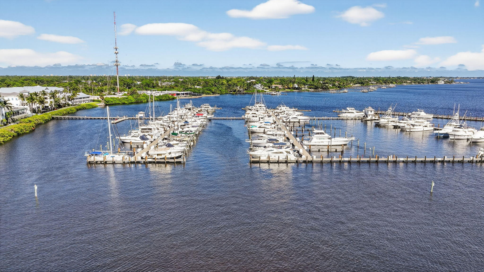 HARBORAGE YACHT CONDO - Residential Lease