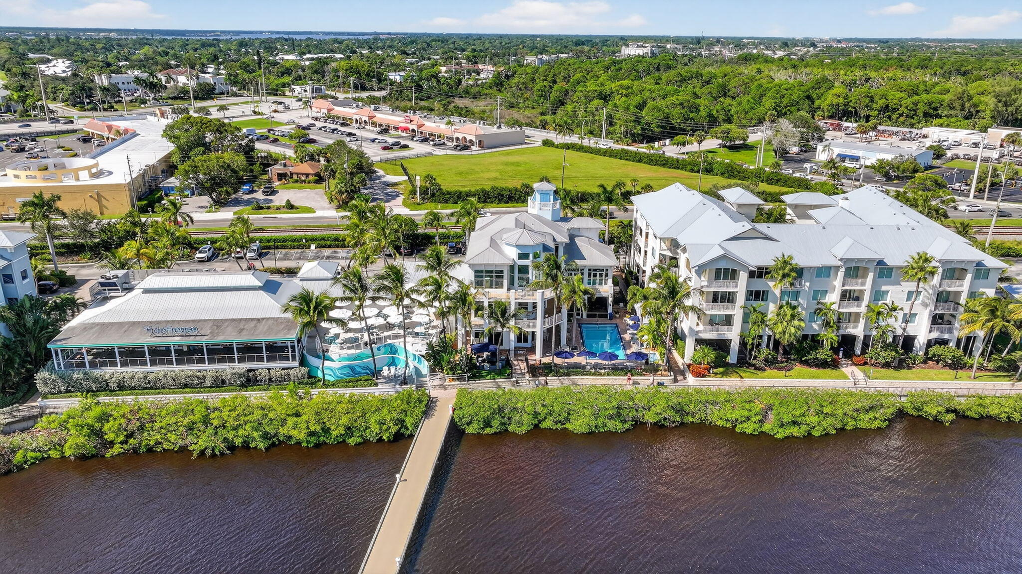 HARBORAGE YACHT CONDO - Residential Lease