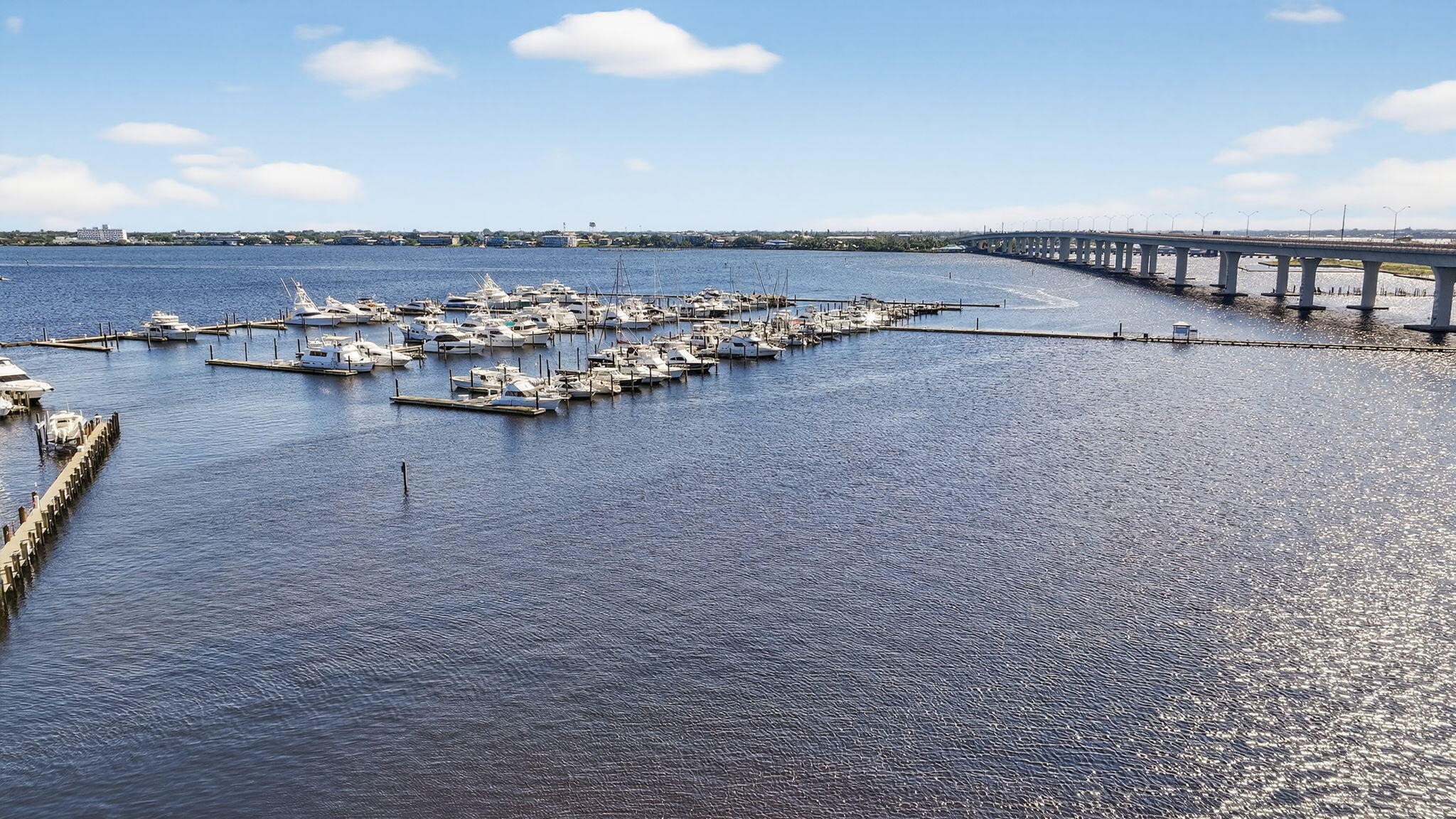 HARBORAGE YACHT CONDO - Residential Lease