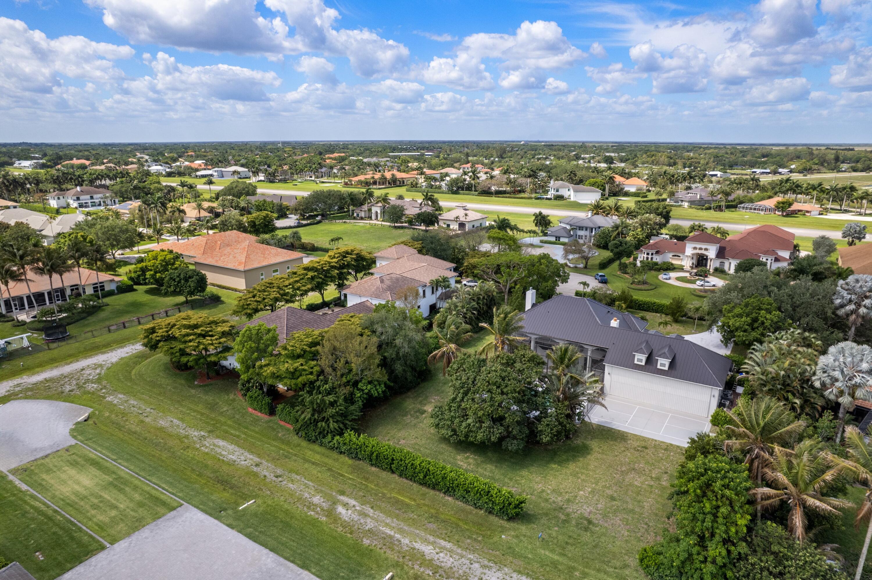 WELLINGTON AERO CLUB OF THE LANDINGS AT WELLINGTON - Residential