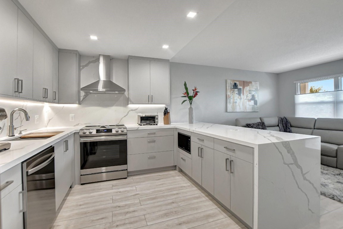 Century Village East - Residential