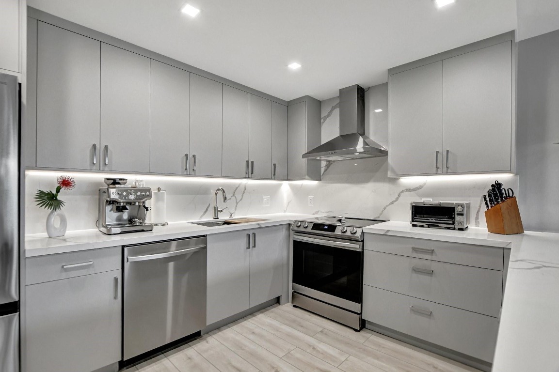 Century Village East - Residential