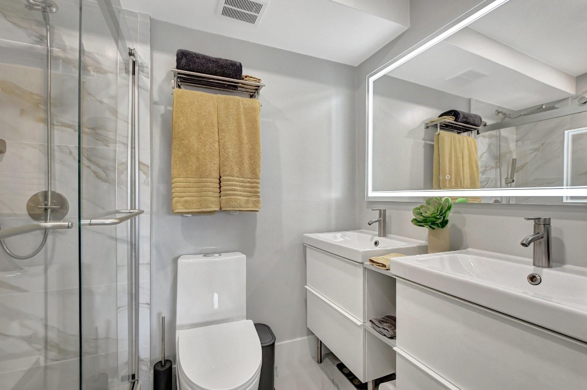 Century Village East - Residential