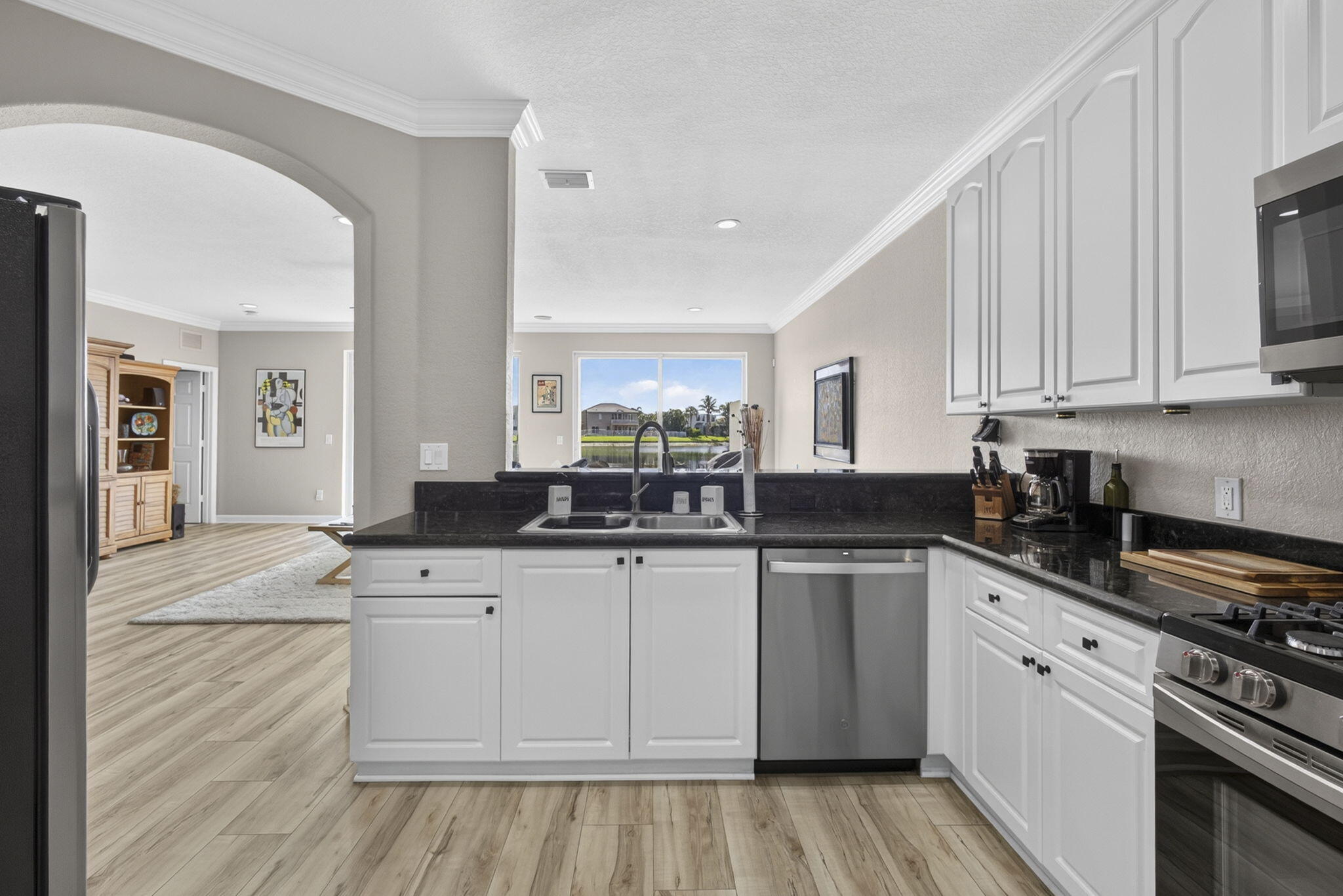 BLACK DIAMOND PH 2 - Residential
