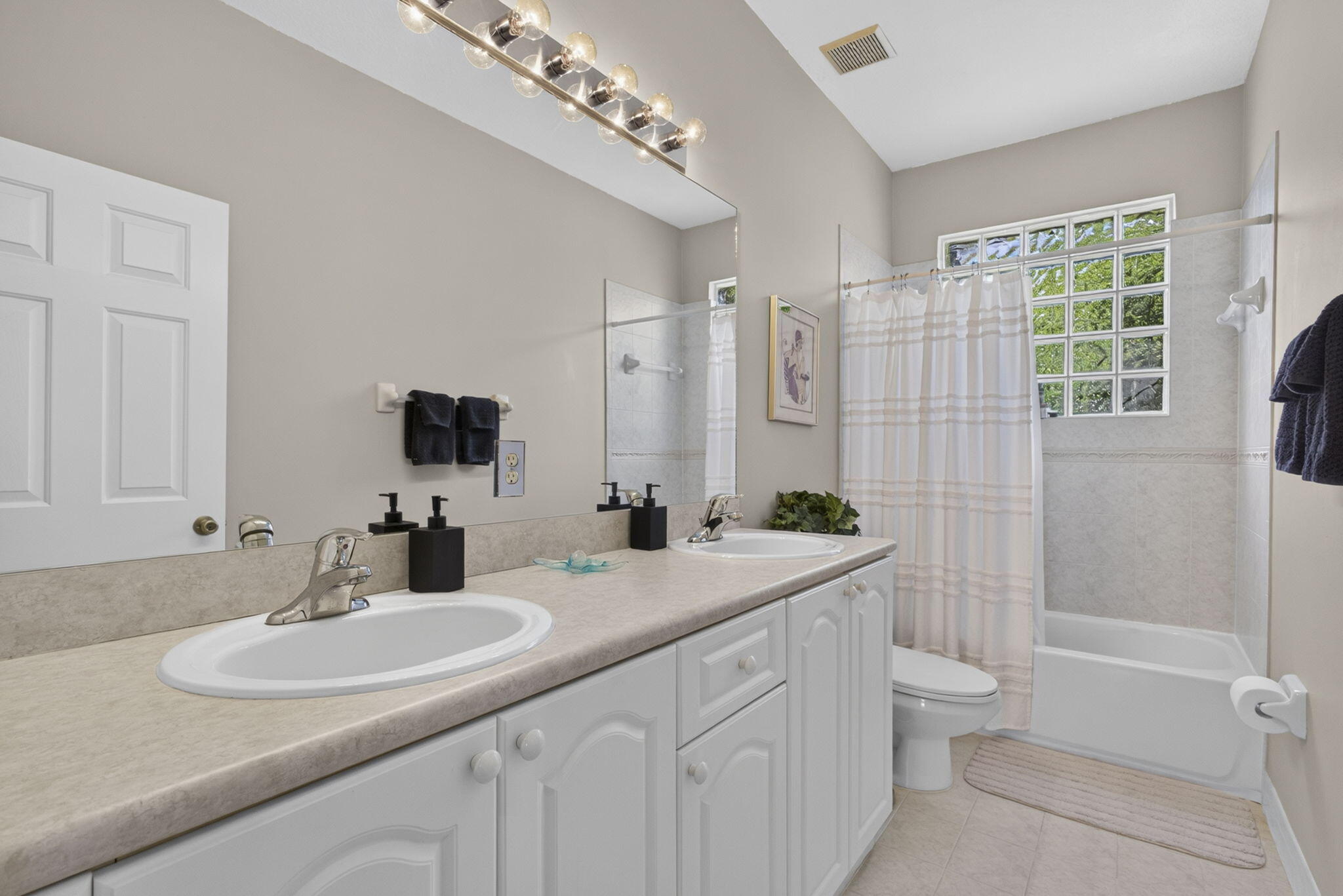 BLACK DIAMOND PH 2 - Residential