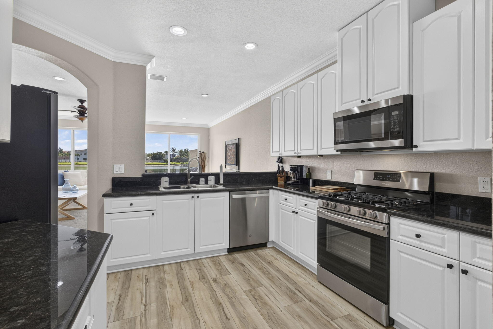 BLACK DIAMOND PH 2 - Residential