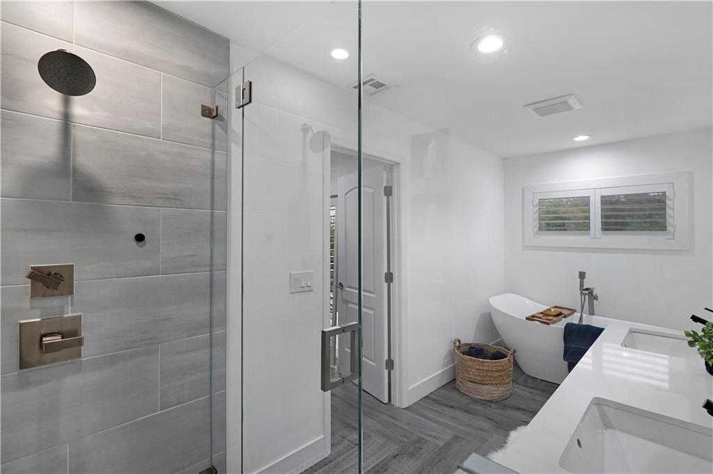 AVALON GARDEN ESTATES - Residential