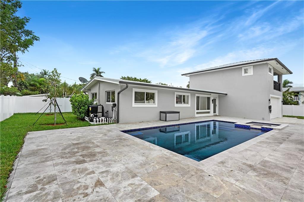 AVALON GARDEN ESTATES - Residential