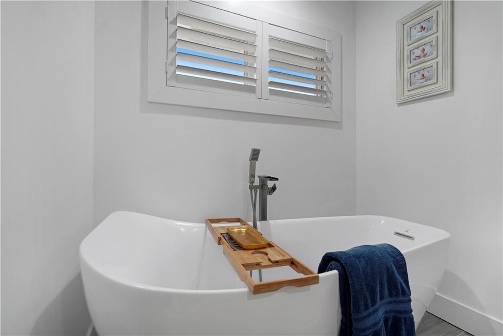 AVALON GARDEN ESTATES - Residential