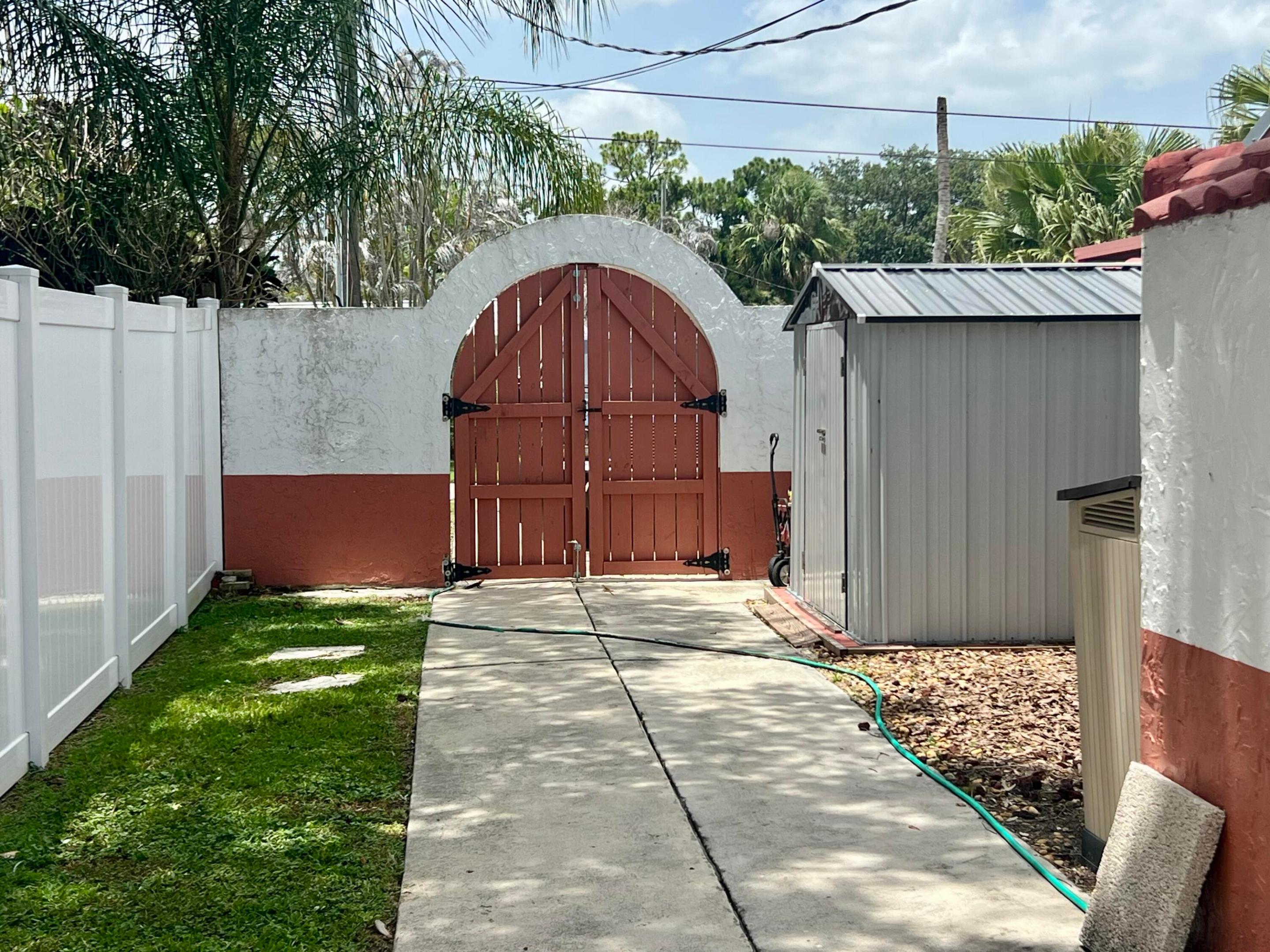 RIVER PARK-UNIT 4 - Residential