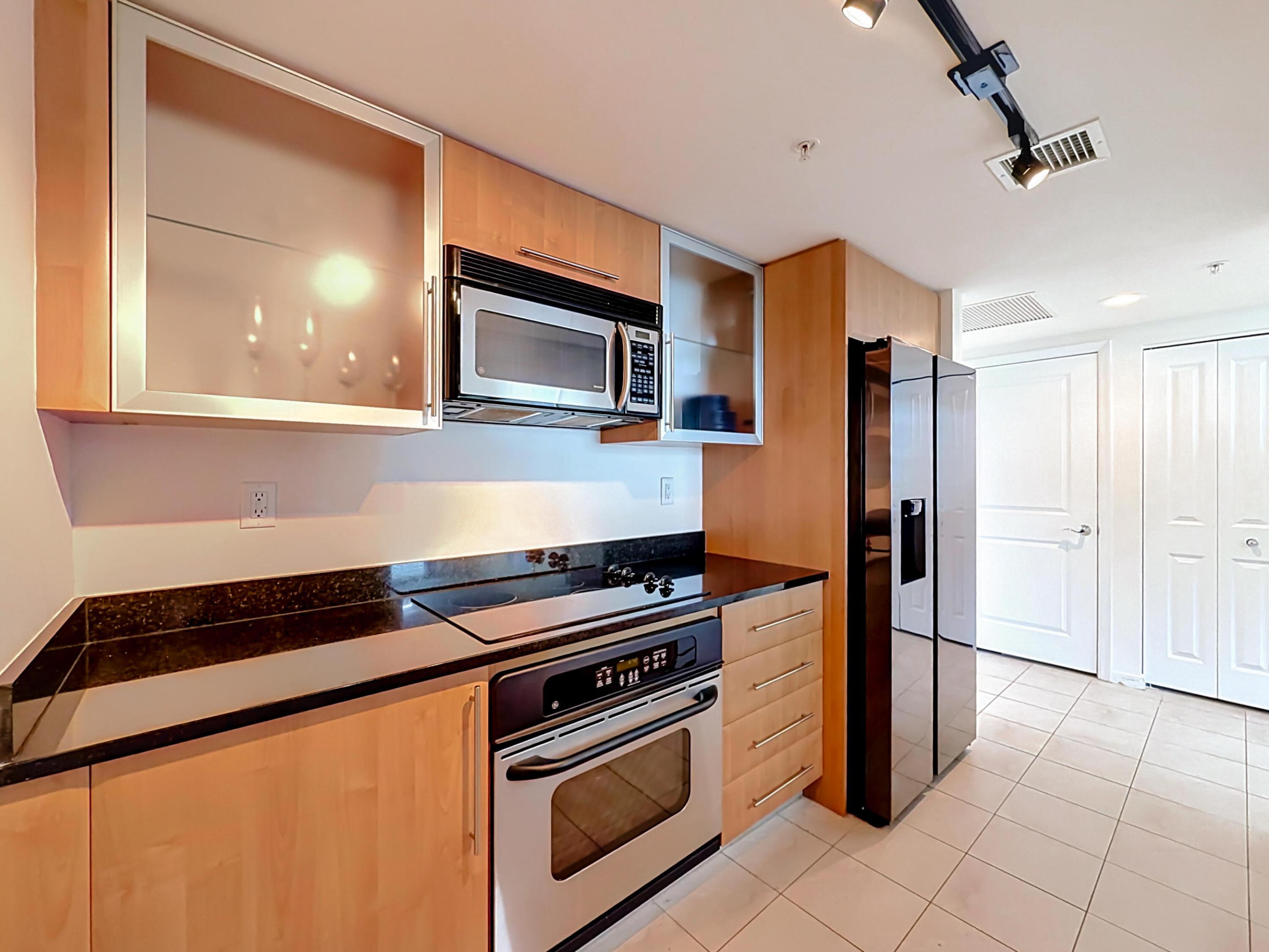 SYMPHONY NORTH CONDO - Residential Lease