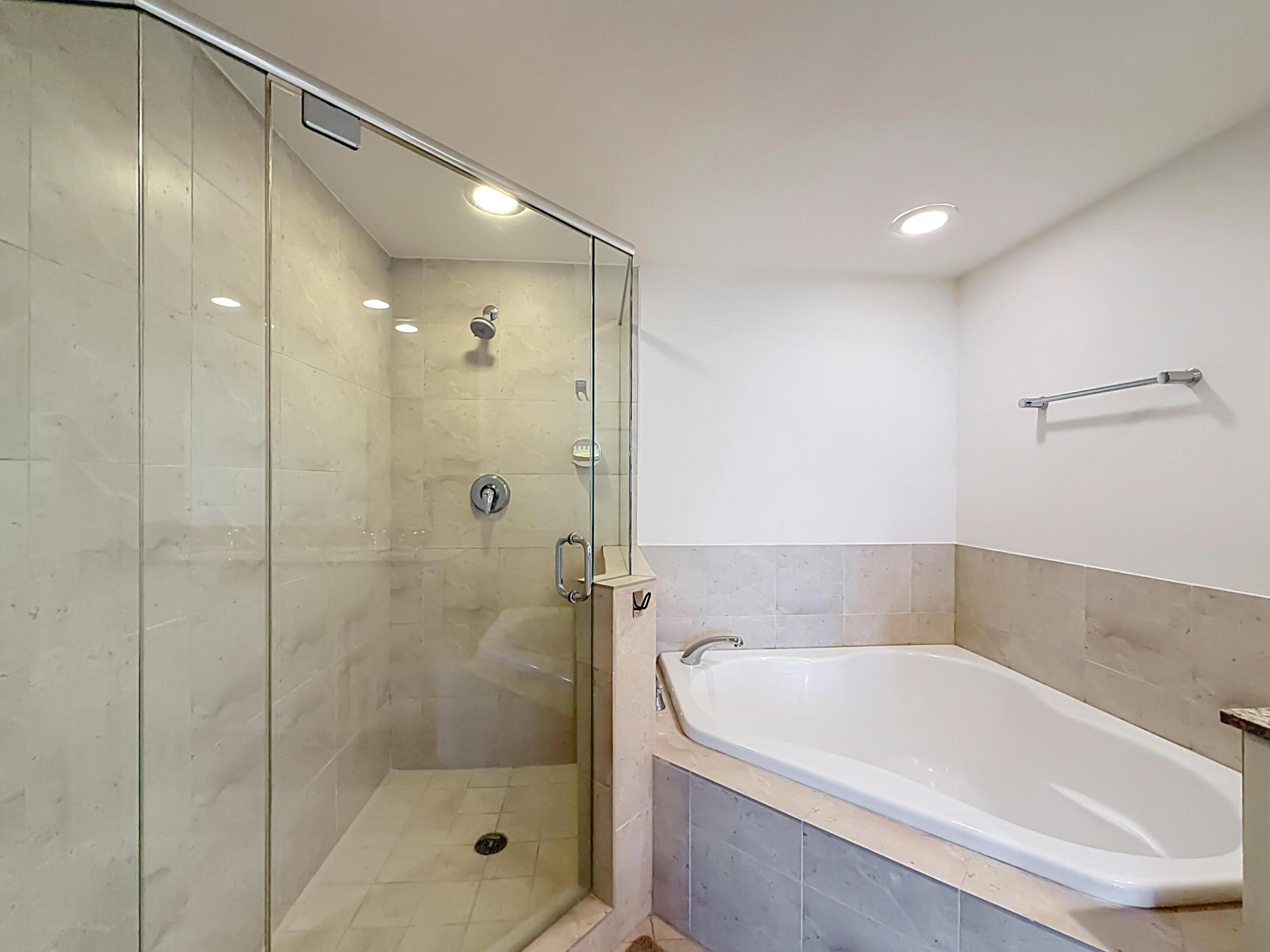 SYMPHONY NORTH CONDO - Residential Lease