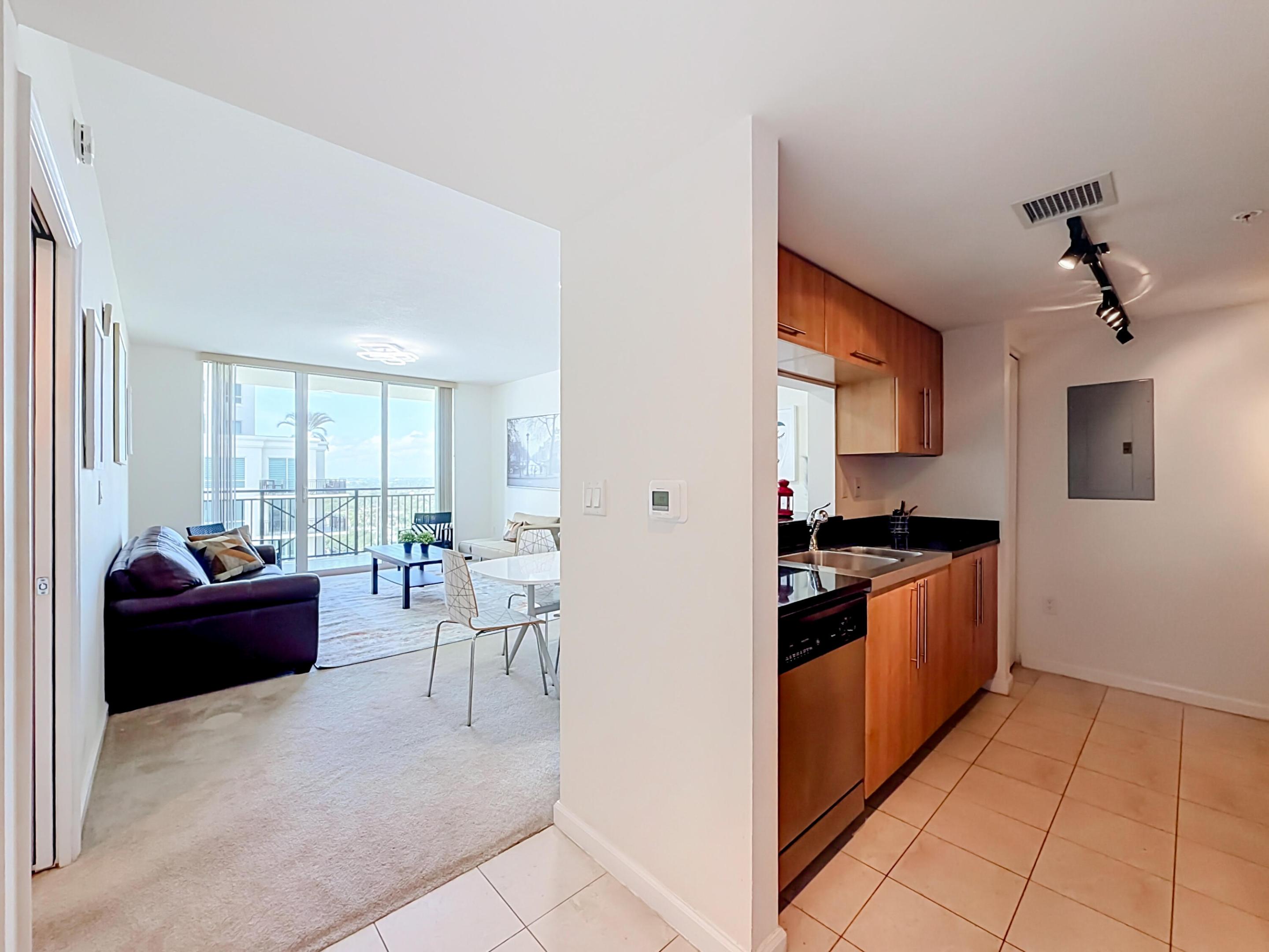 SYMPHONY NORTH CONDO - Residential Lease