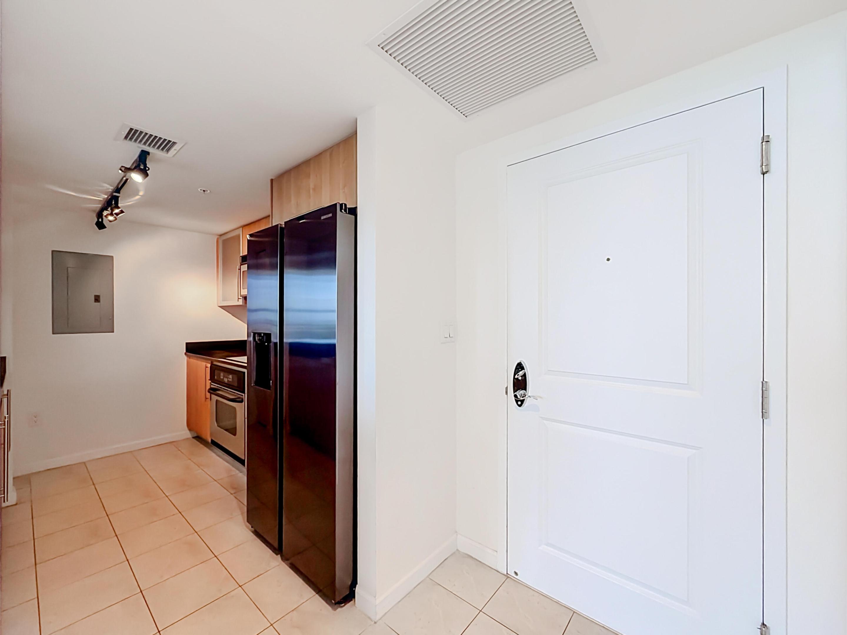 SYMPHONY NORTH CONDO - Residential Lease