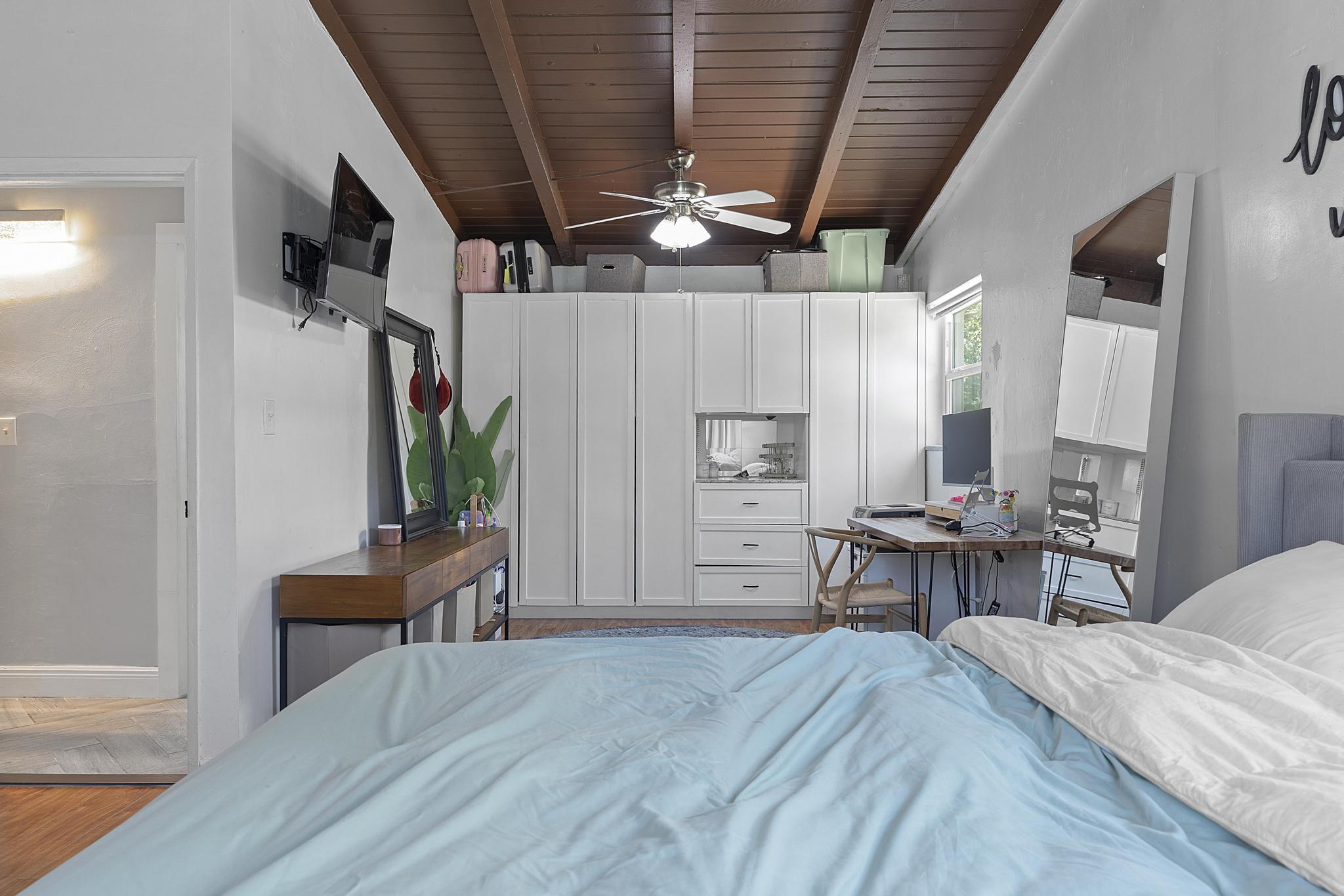 GILLCREST - Residential