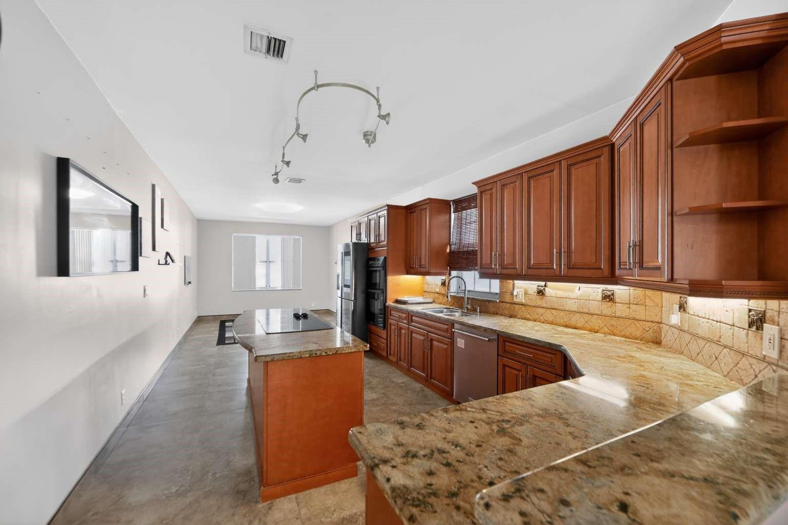 Chelsea at Ivanhoe - Residential