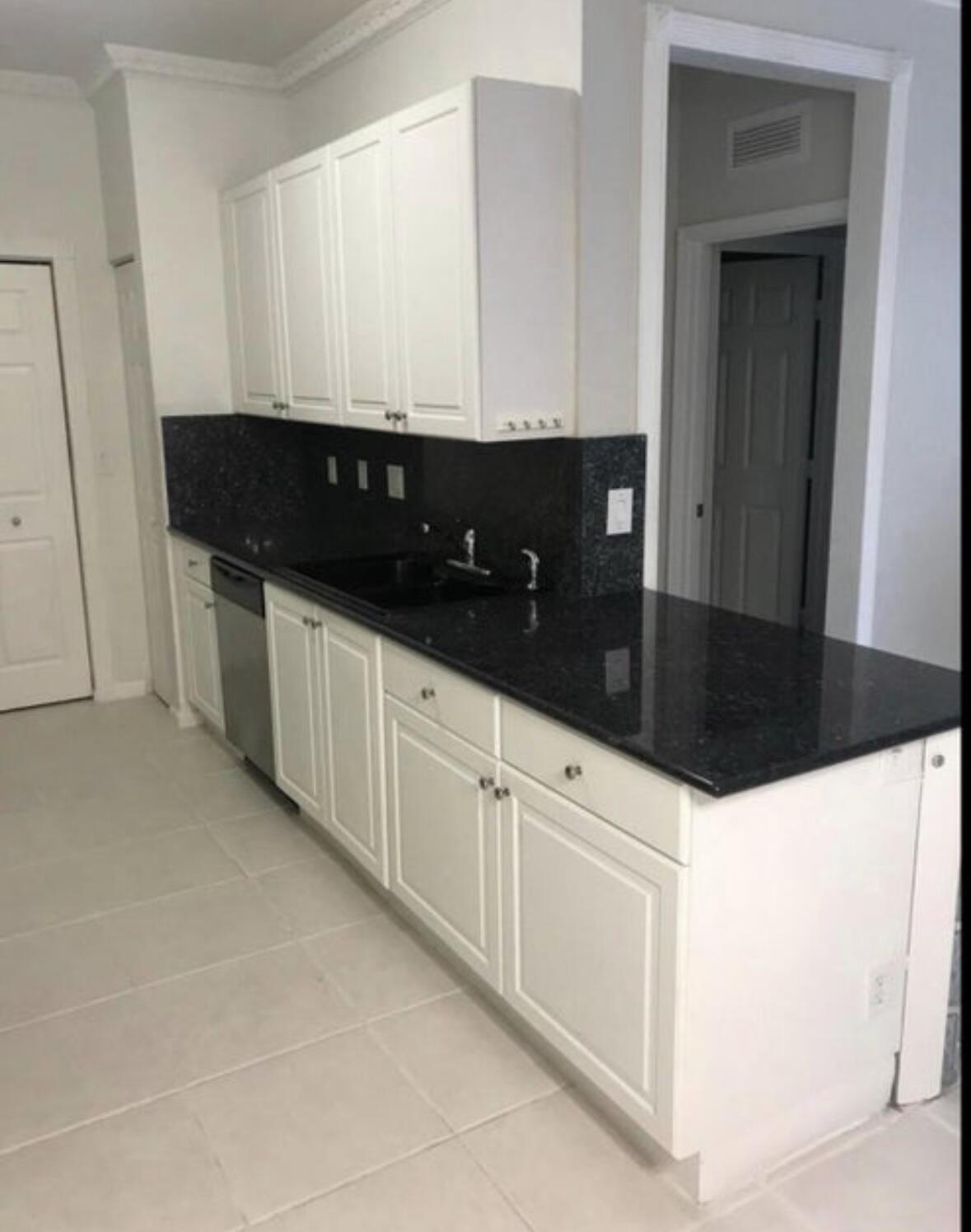 ROSEMONT CONDO - Residential Lease