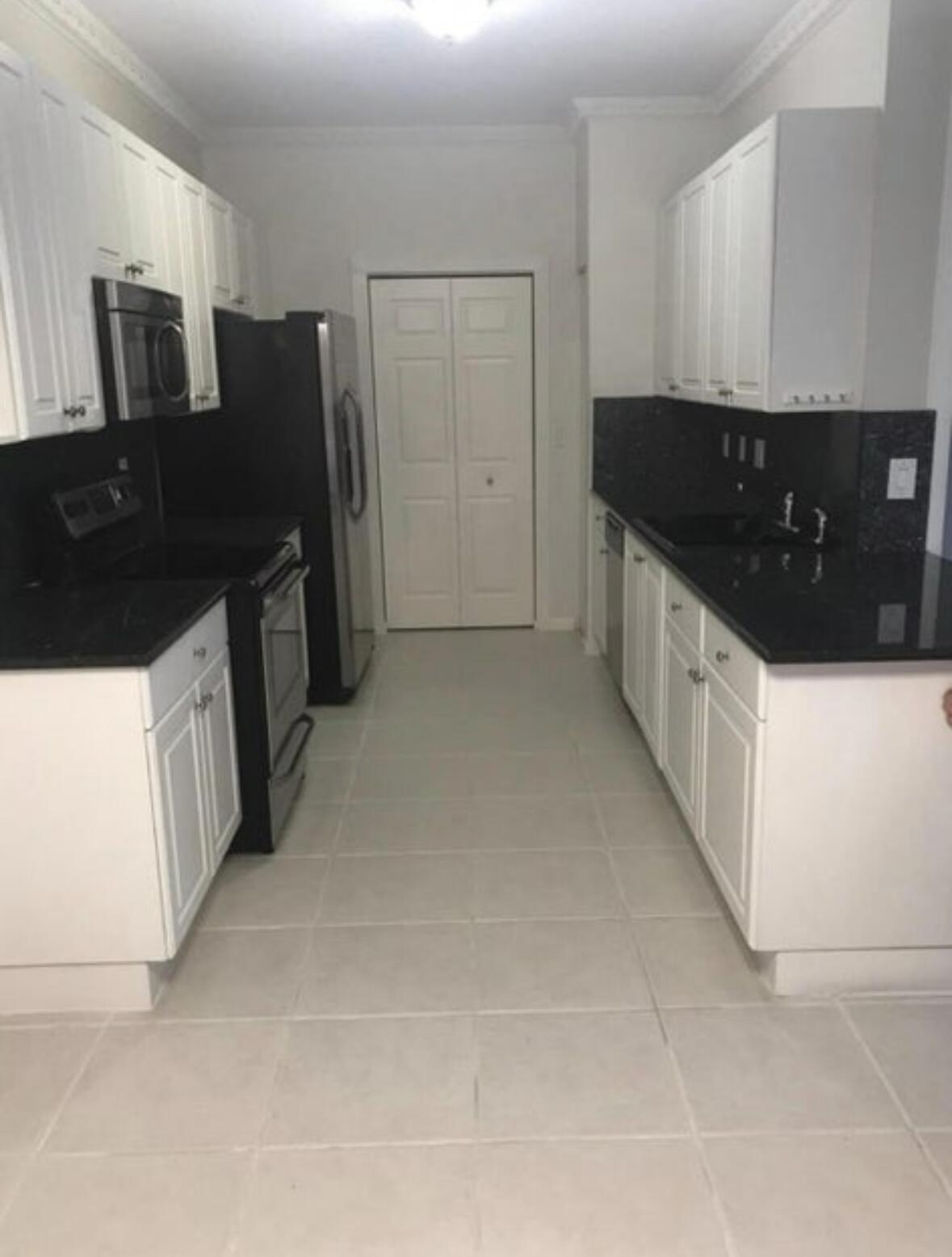 ROSEMONT CONDO - Residential Lease