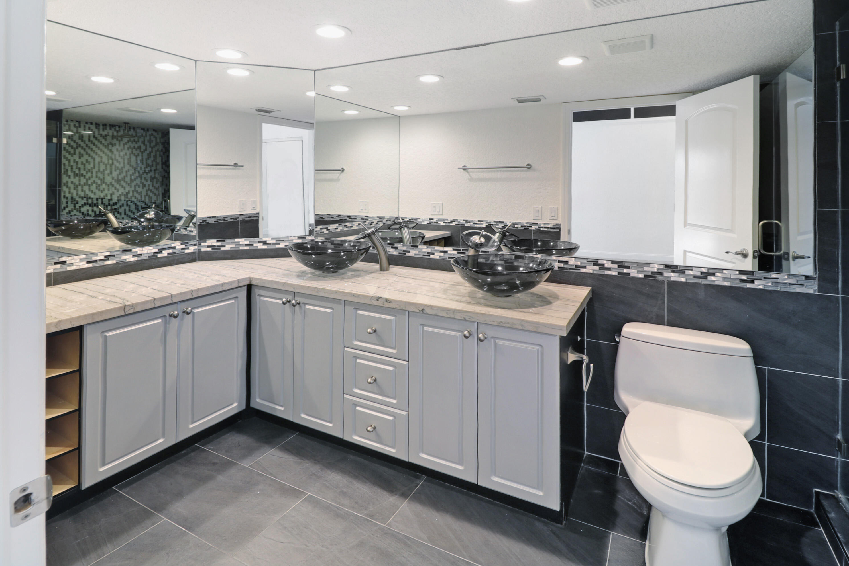 BOCA GARDENS - Residential Lease