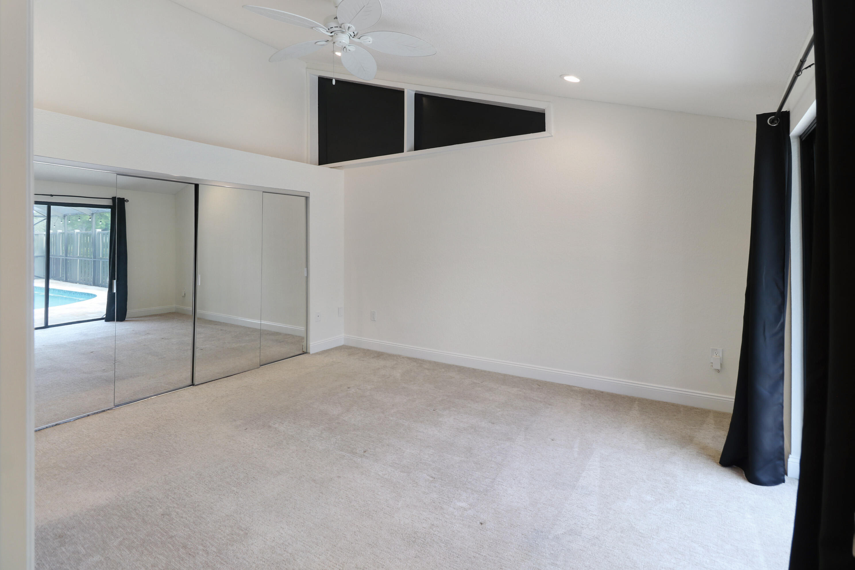 BOCA GARDENS - Residential Lease