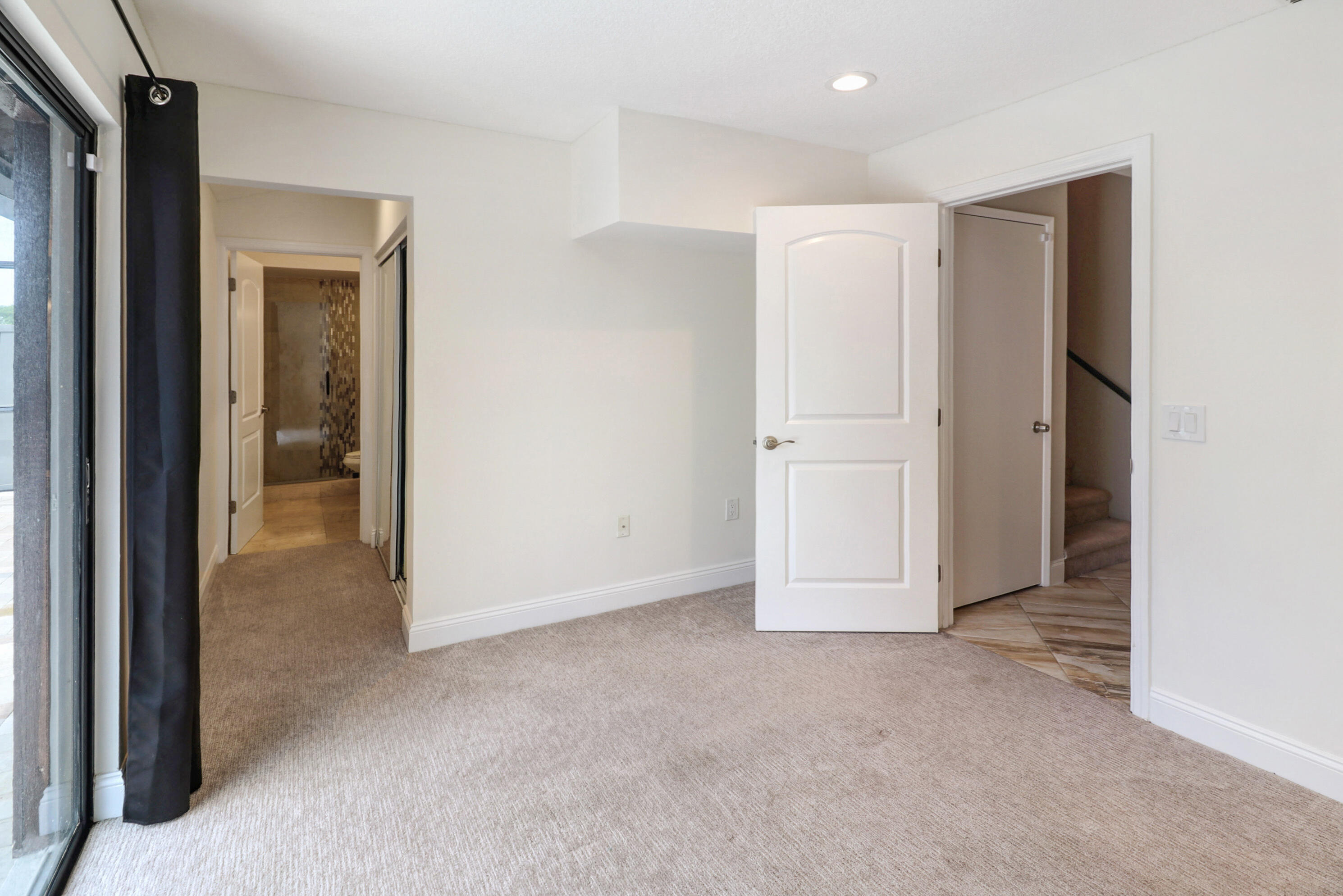 BOCA GARDENS - Residential Lease