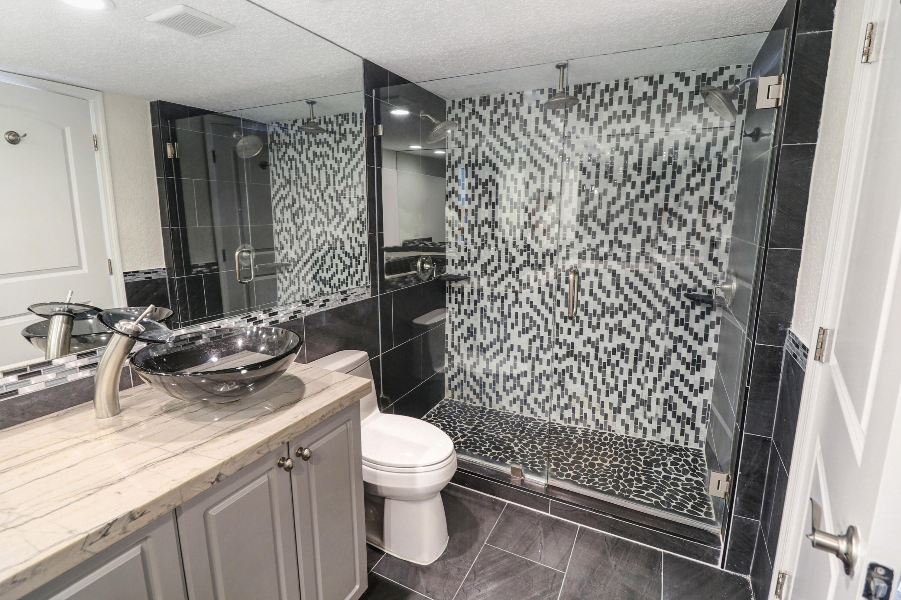 BOCA GARDENS - Residential Lease