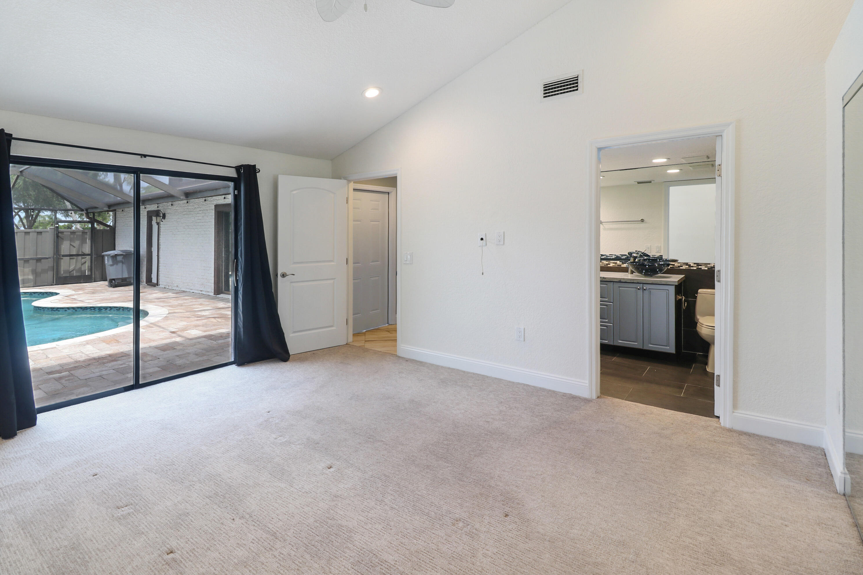 BOCA GARDENS - Residential Lease