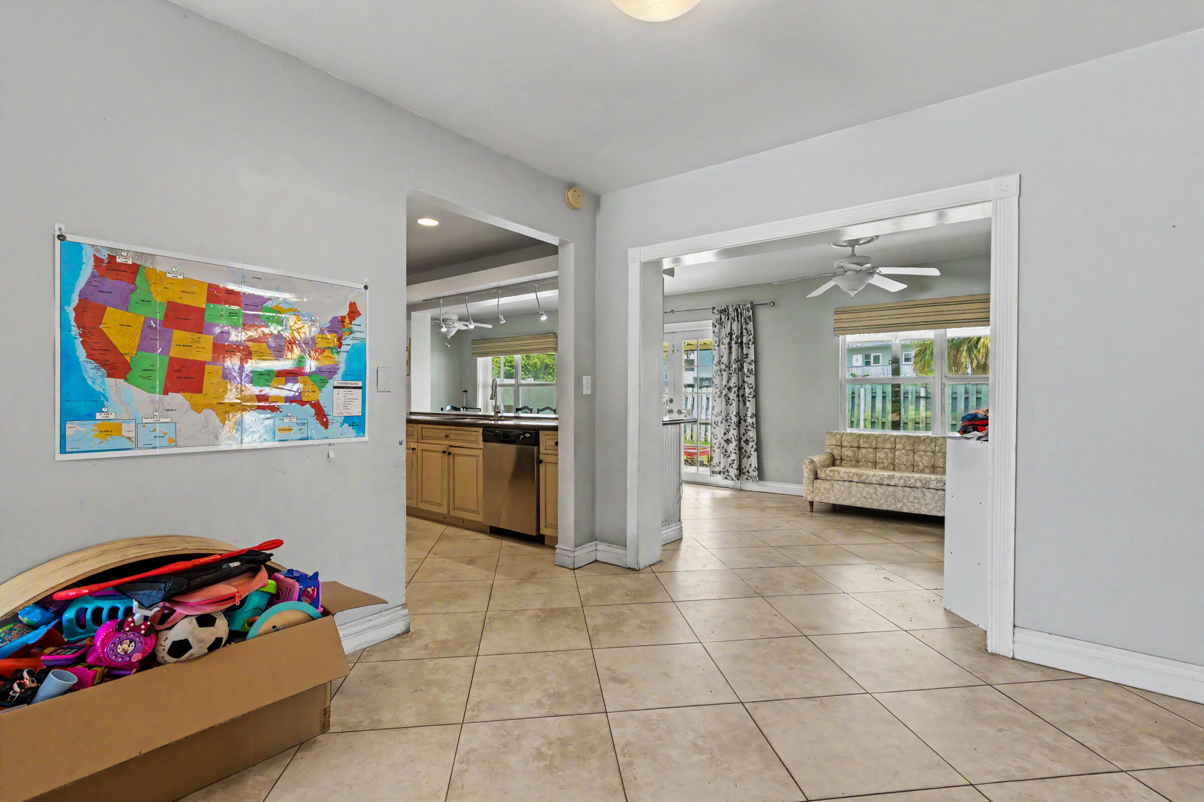 HOLLYWOOD HEIGHTS ADD SEC FOUR - Residential