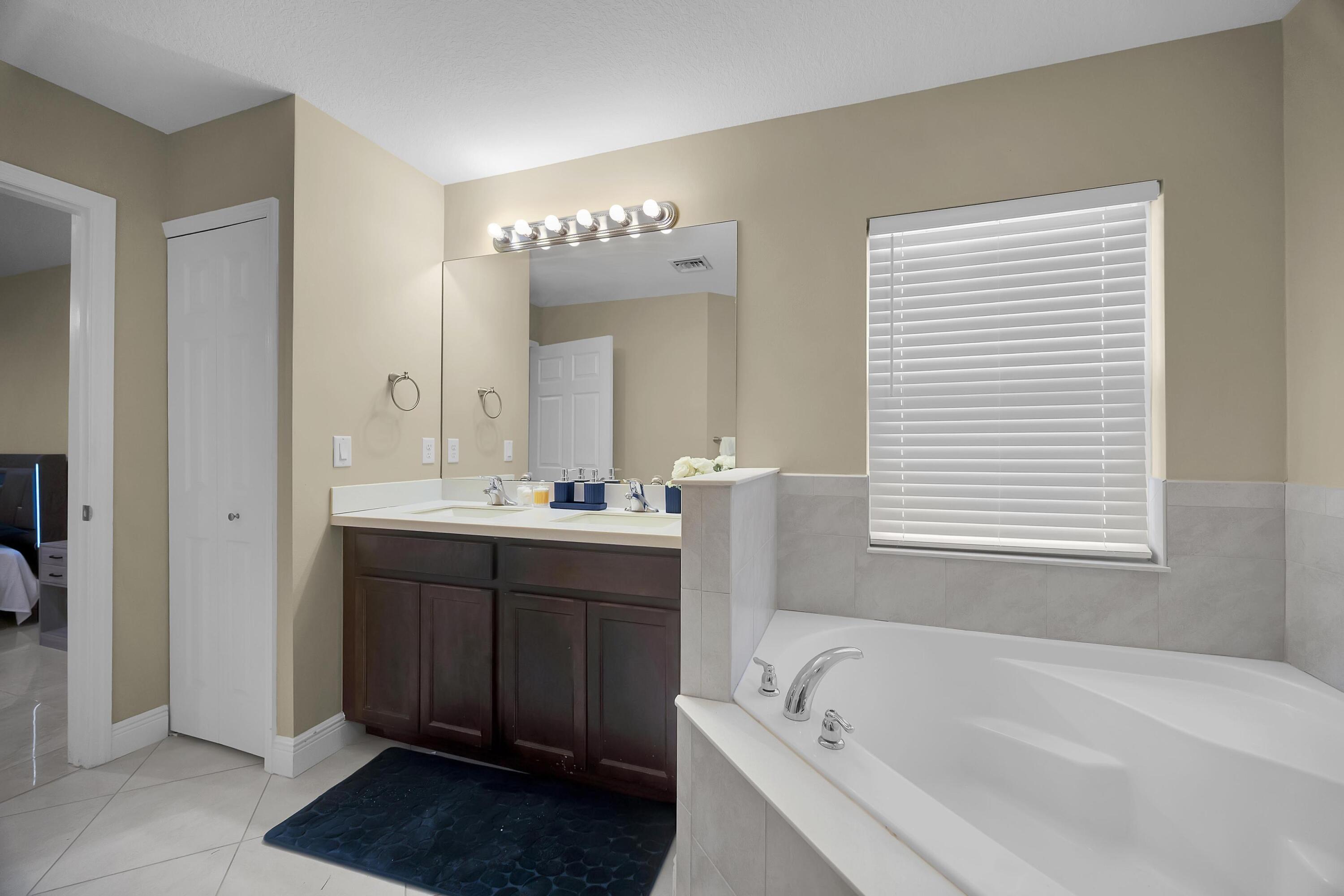 PORT ST LUCIE SECTION 15 - Residential
