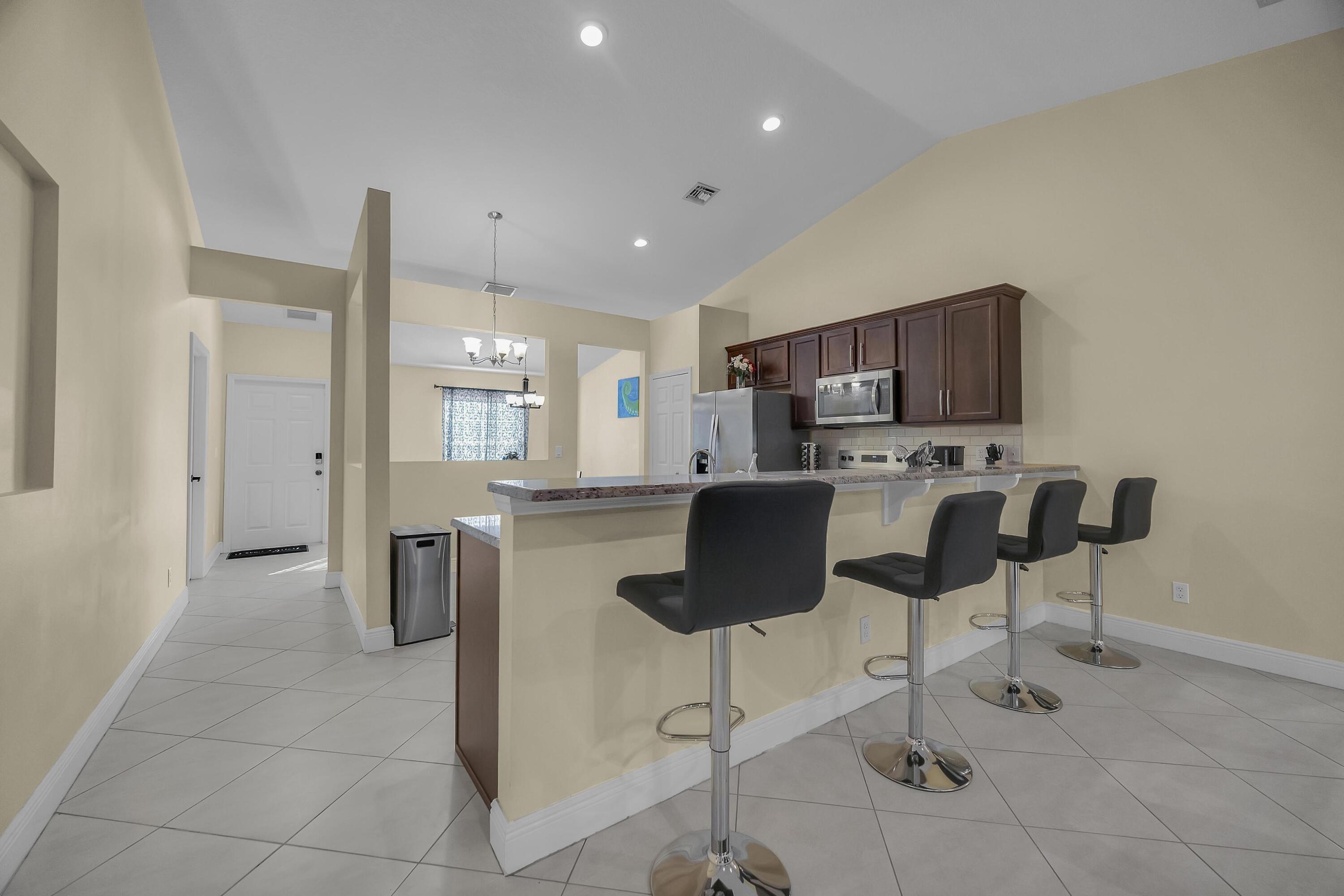 PORT ST LUCIE SECTION 15 - Residential