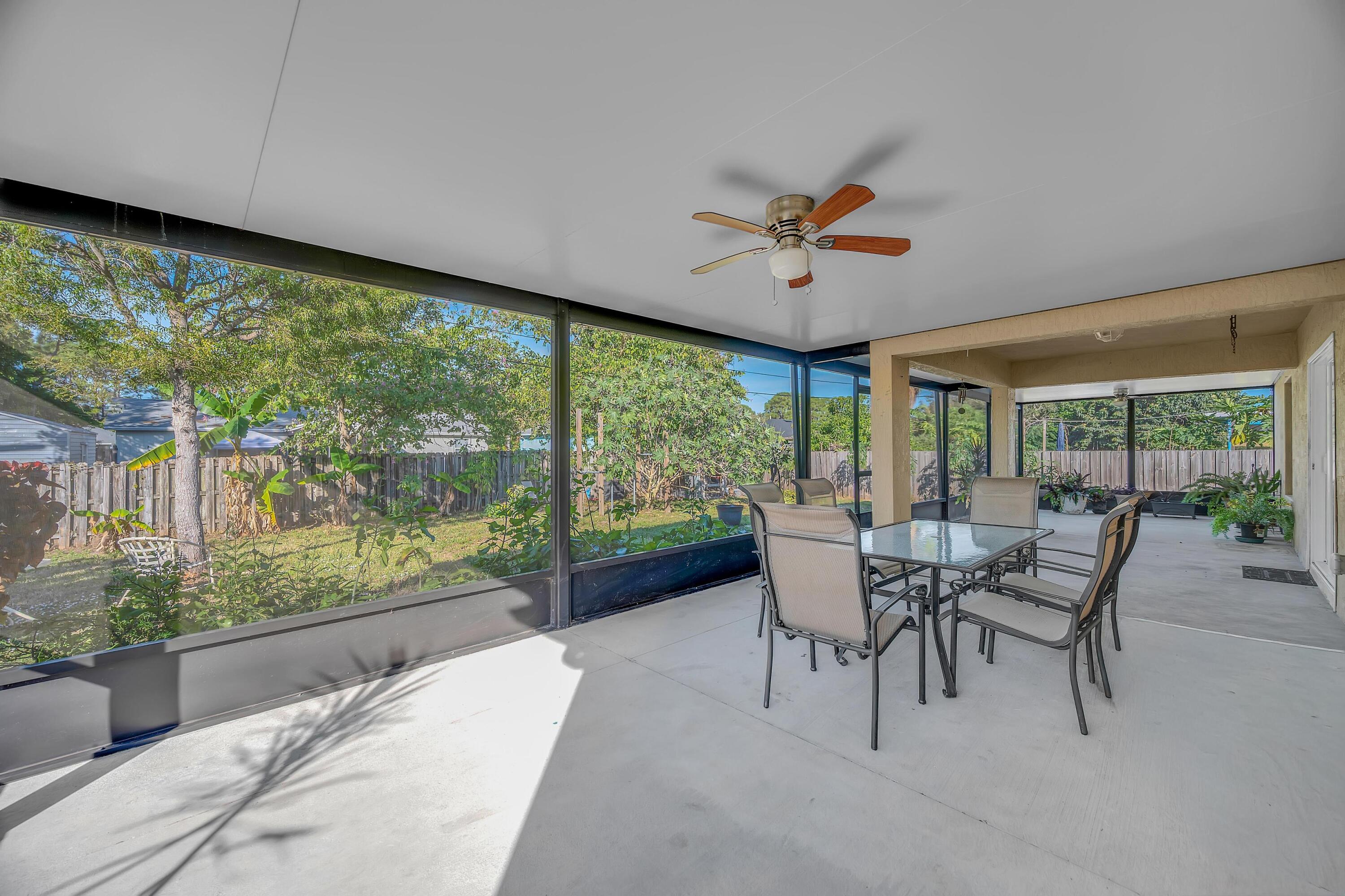 PORT ST LUCIE SECTION 15 - Residential