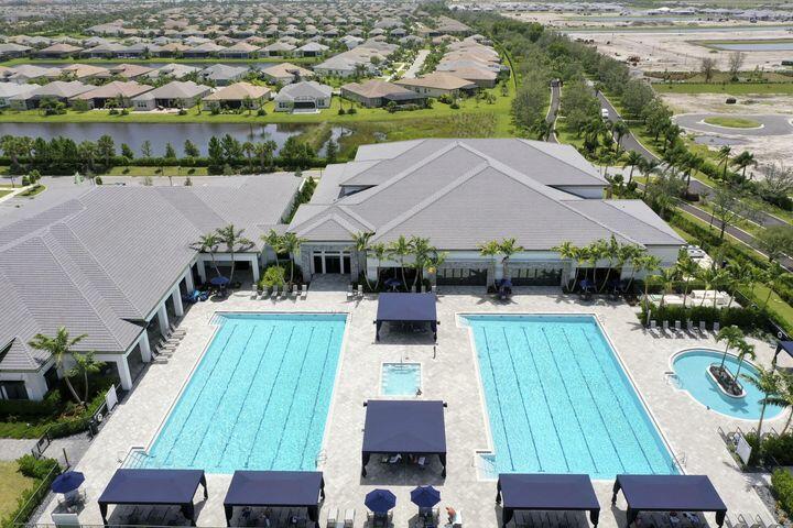 Valencia Grove at Riverland - Residential
